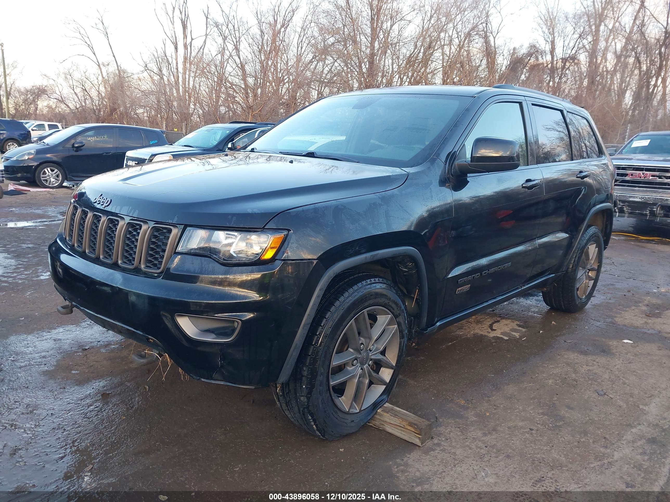 JEEP GRAND image 2