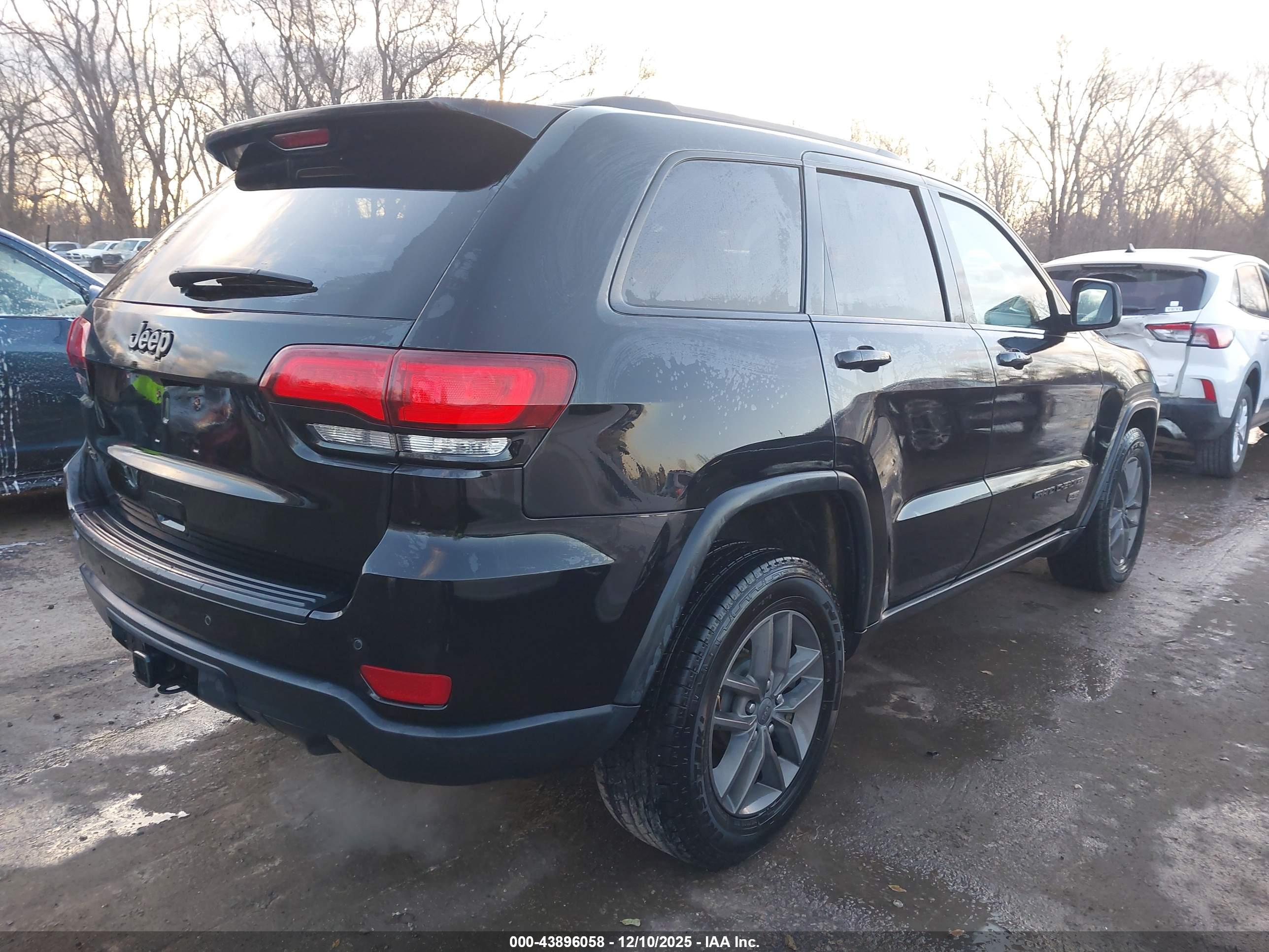 JEEP GRAND image 4