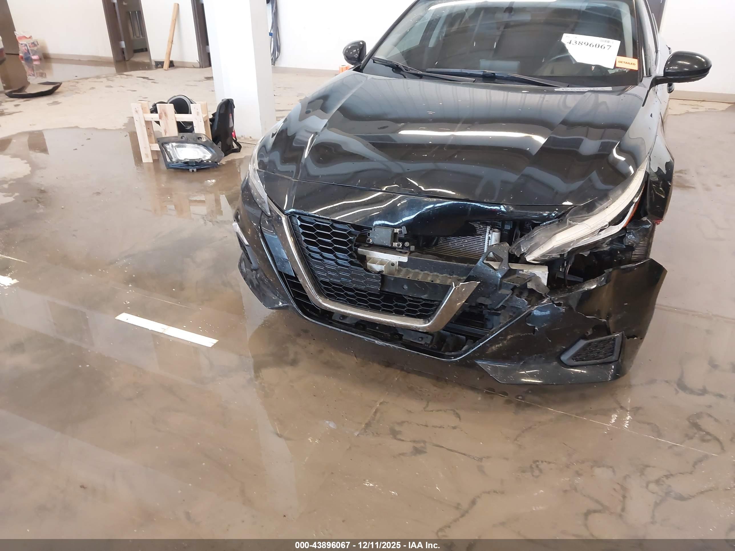 NISSAN ALTIMA image 6