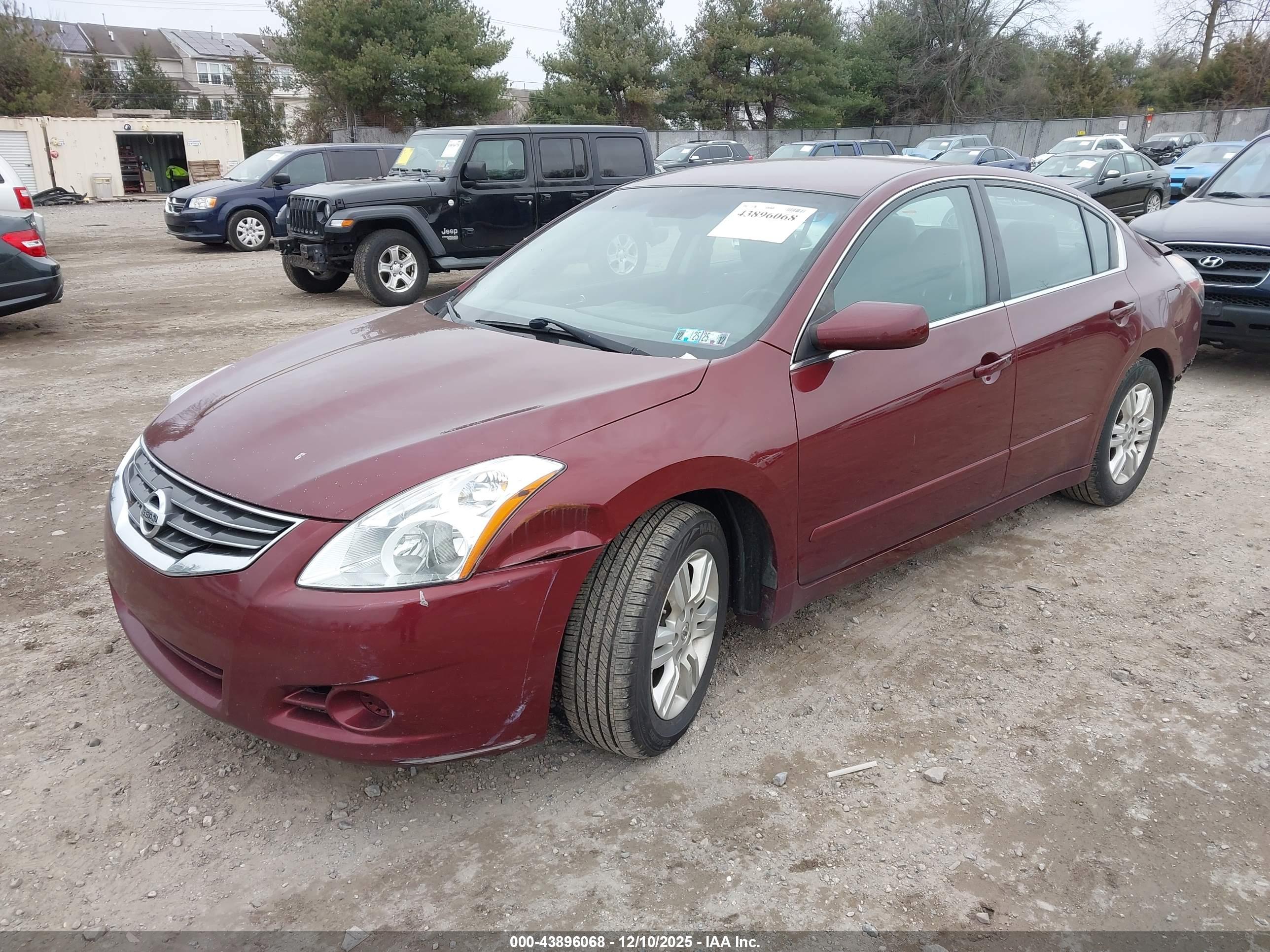 NISSAN ALTIMA image 2