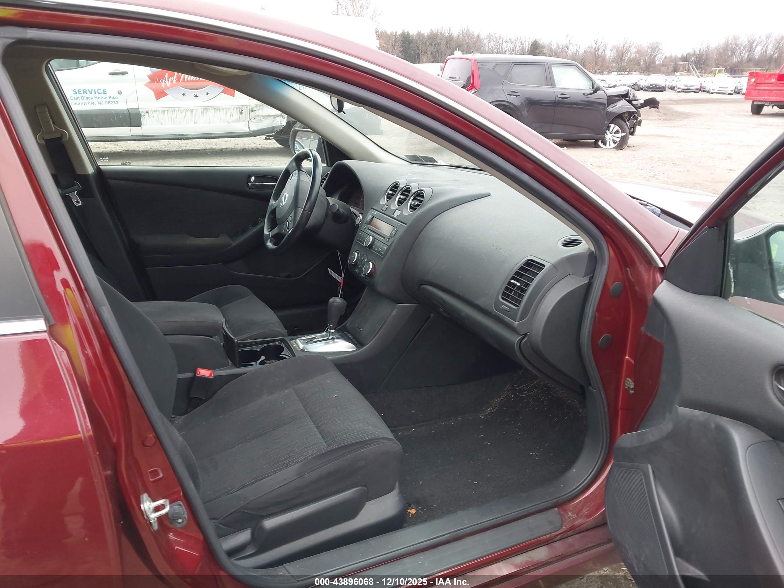 NISSAN ALTIMA image 5