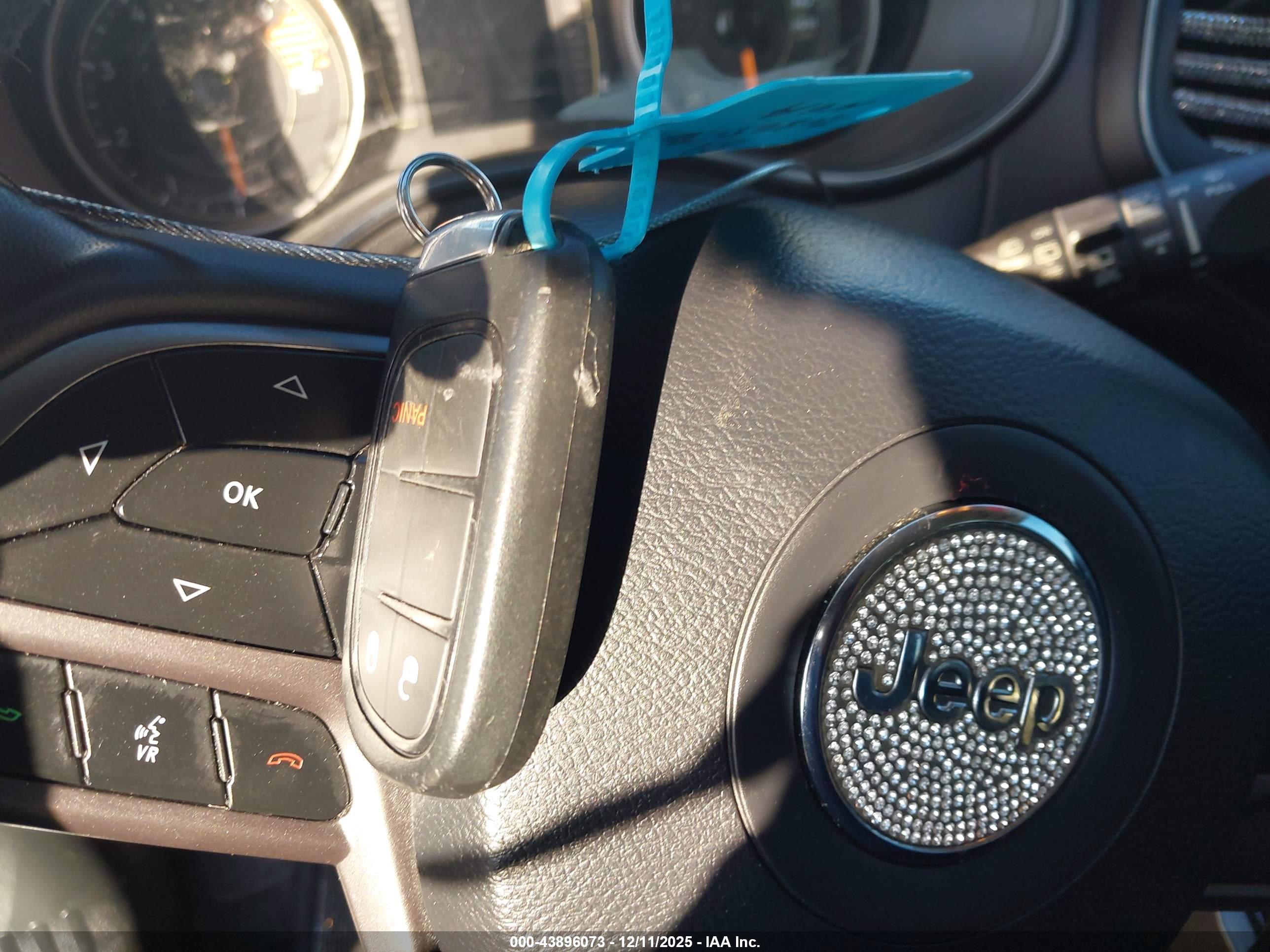 JEEP CHEROKEE image 11