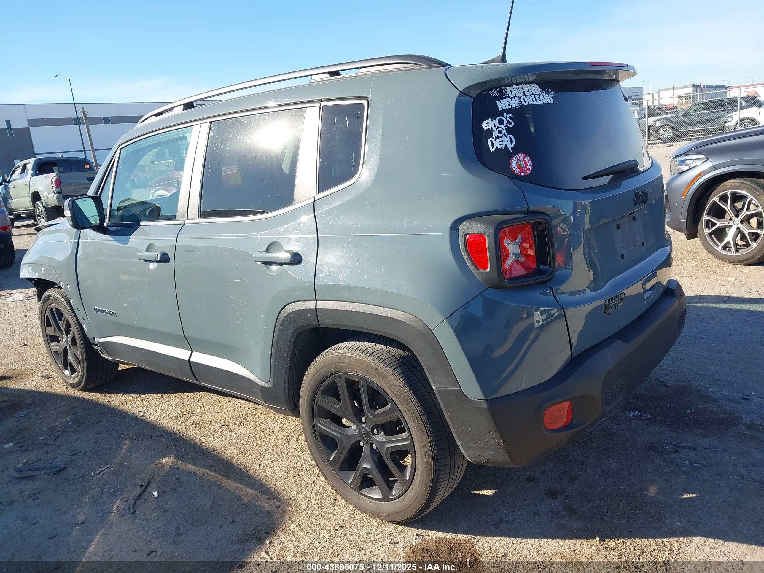 JEEP RENEGADE image 3