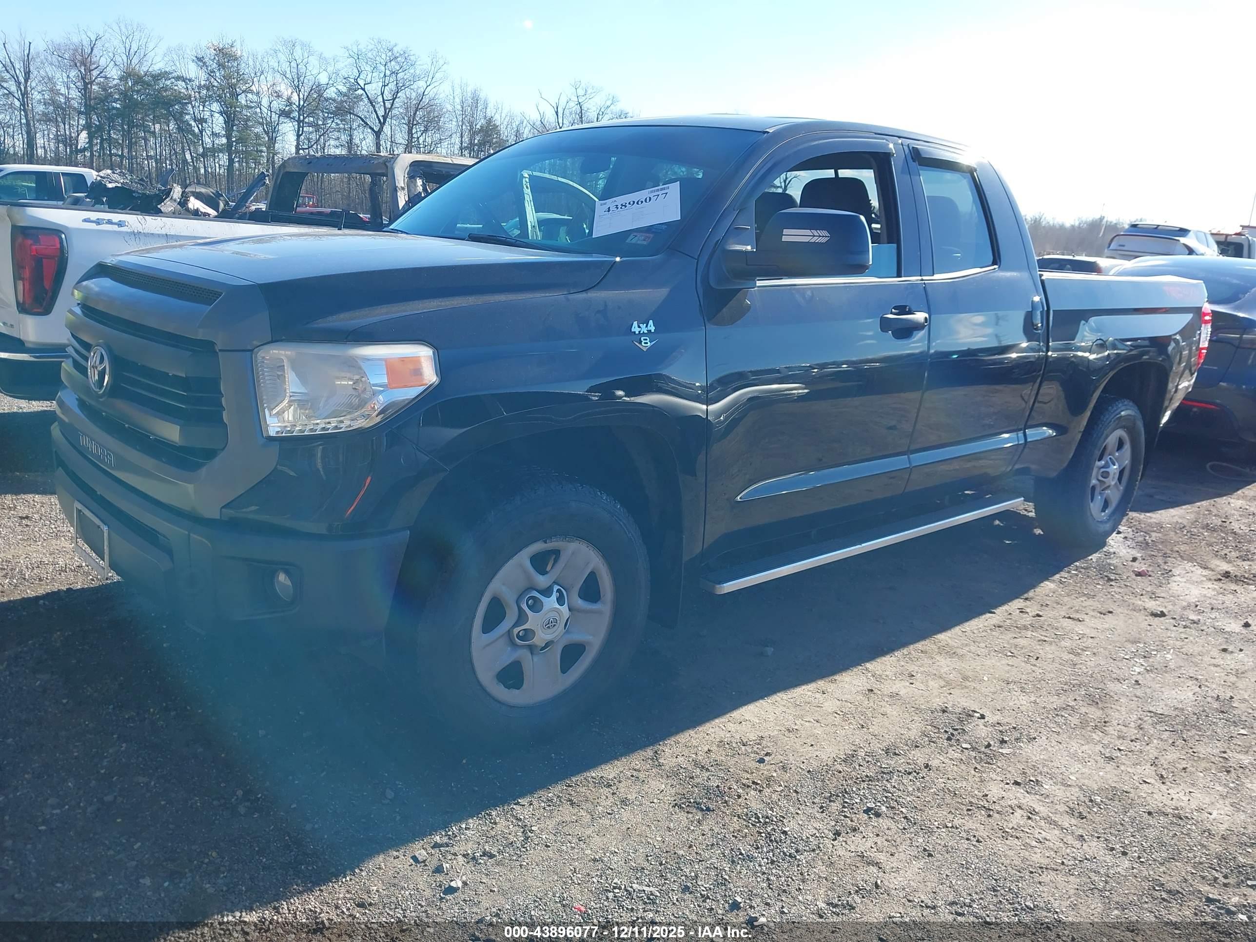 TOYOTA TUNDRA image 2