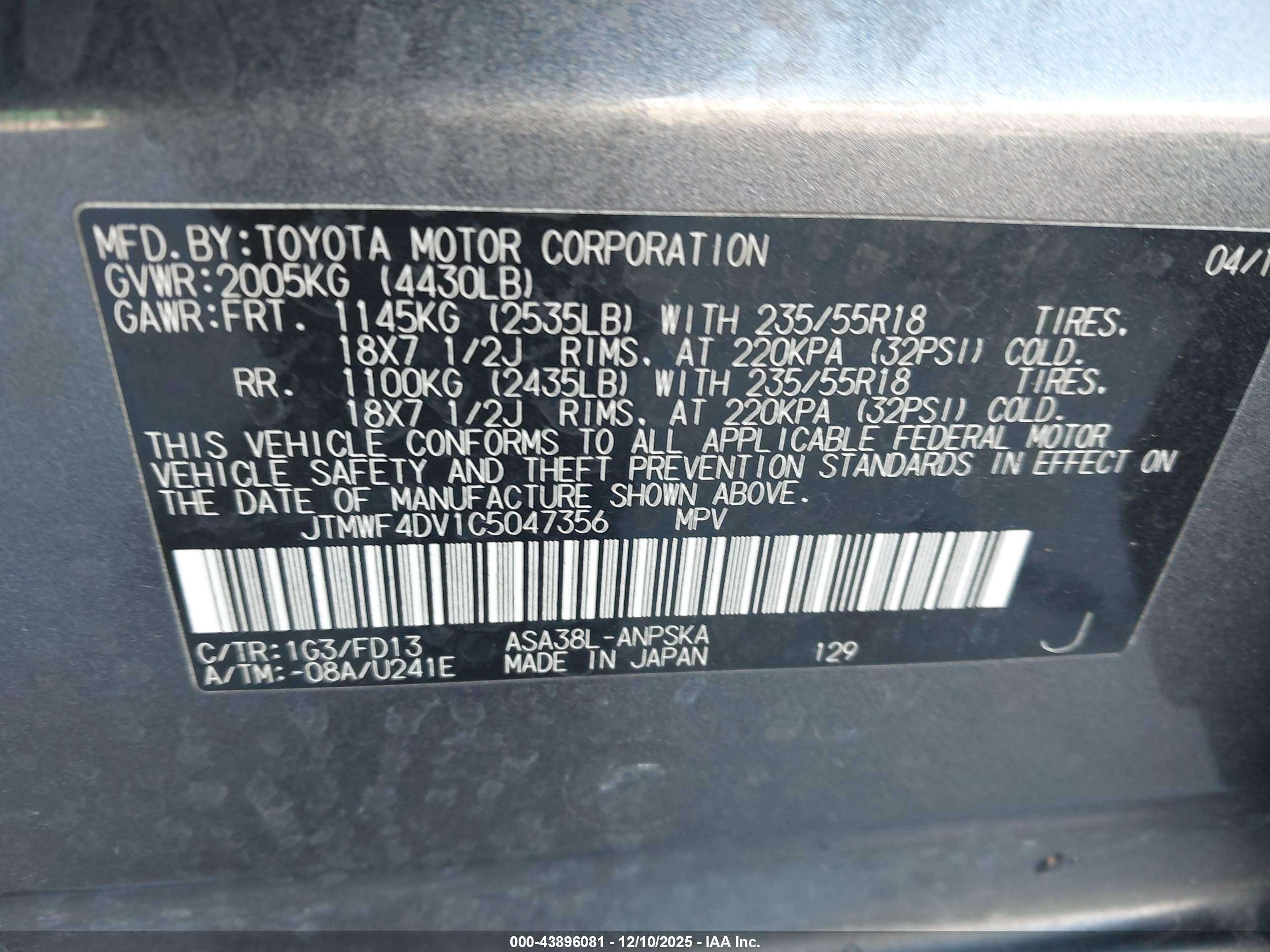 TOYOTA RAV4 image 9