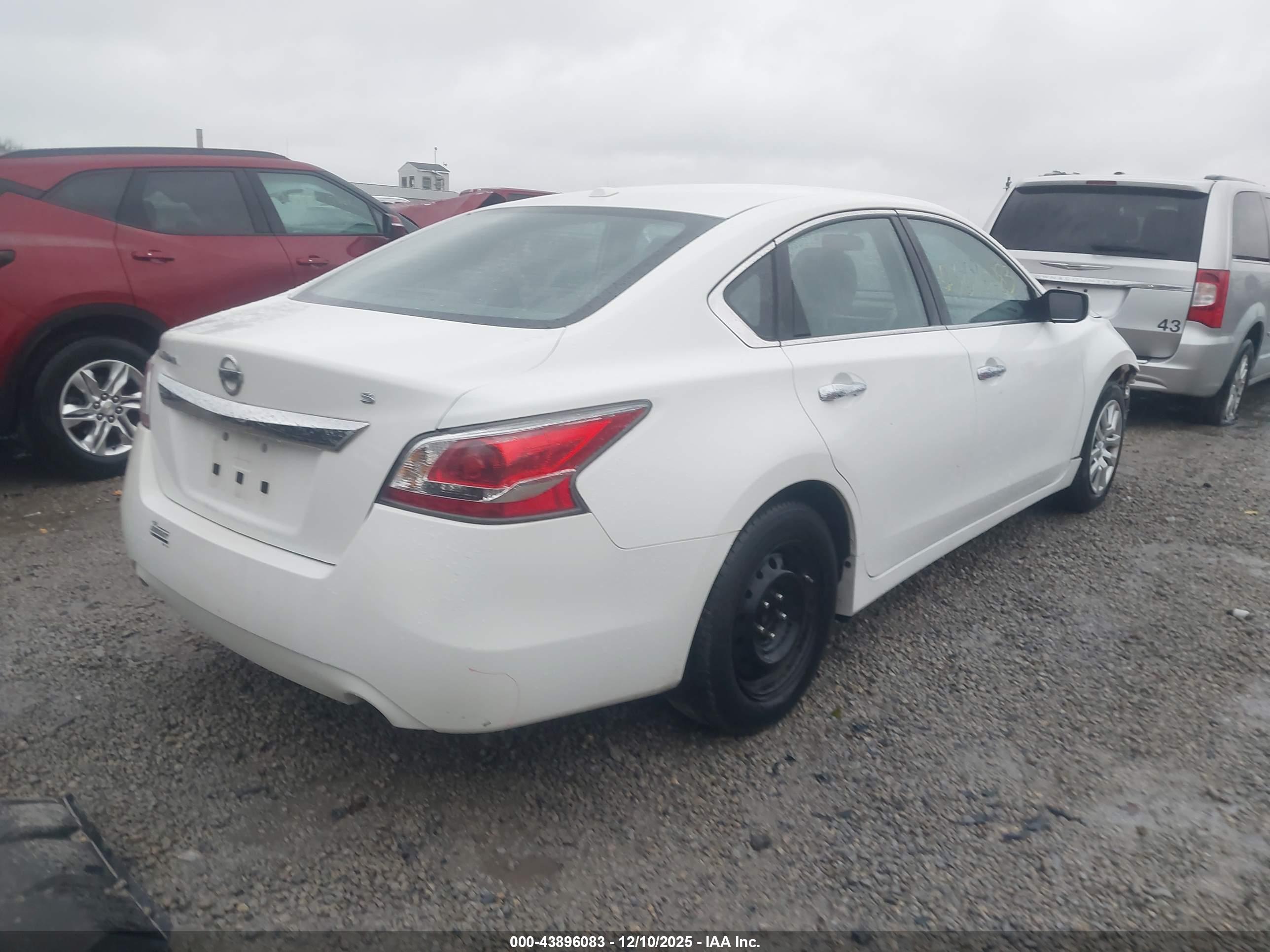 NISSAN ALTIMA image 4