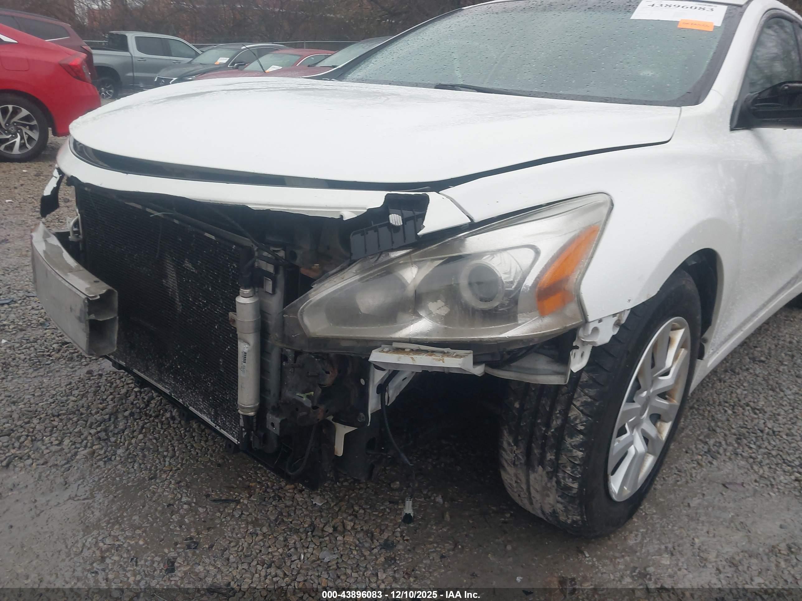 NISSAN ALTIMA image 6