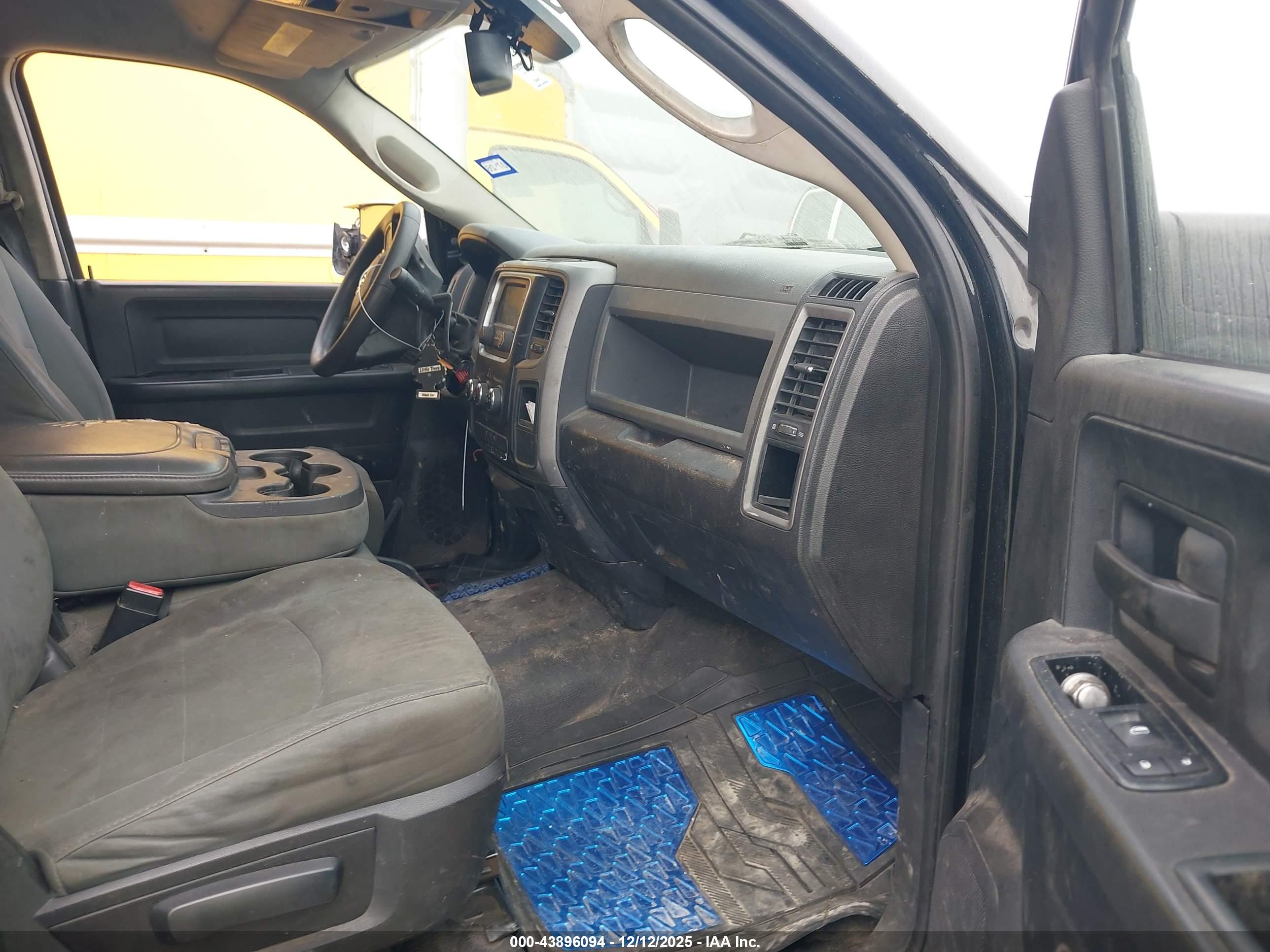 RAM 3500 image 7