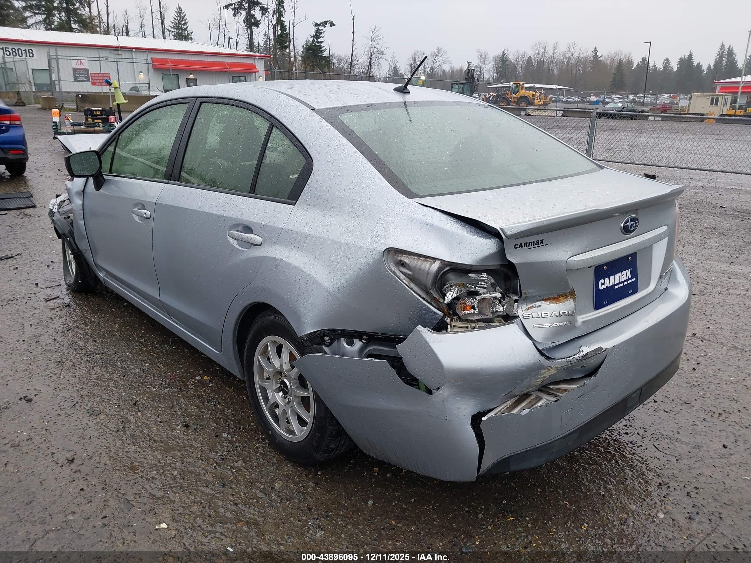 SUBARU IMPREZA image 3