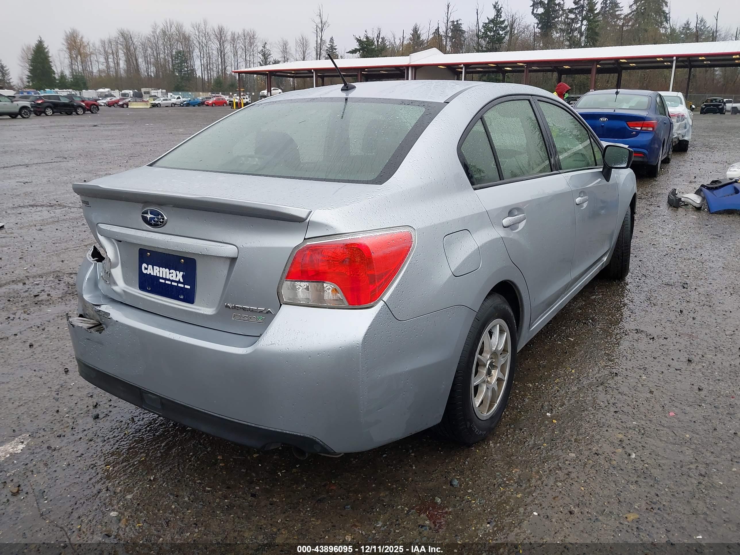 SUBARU IMPREZA image 4