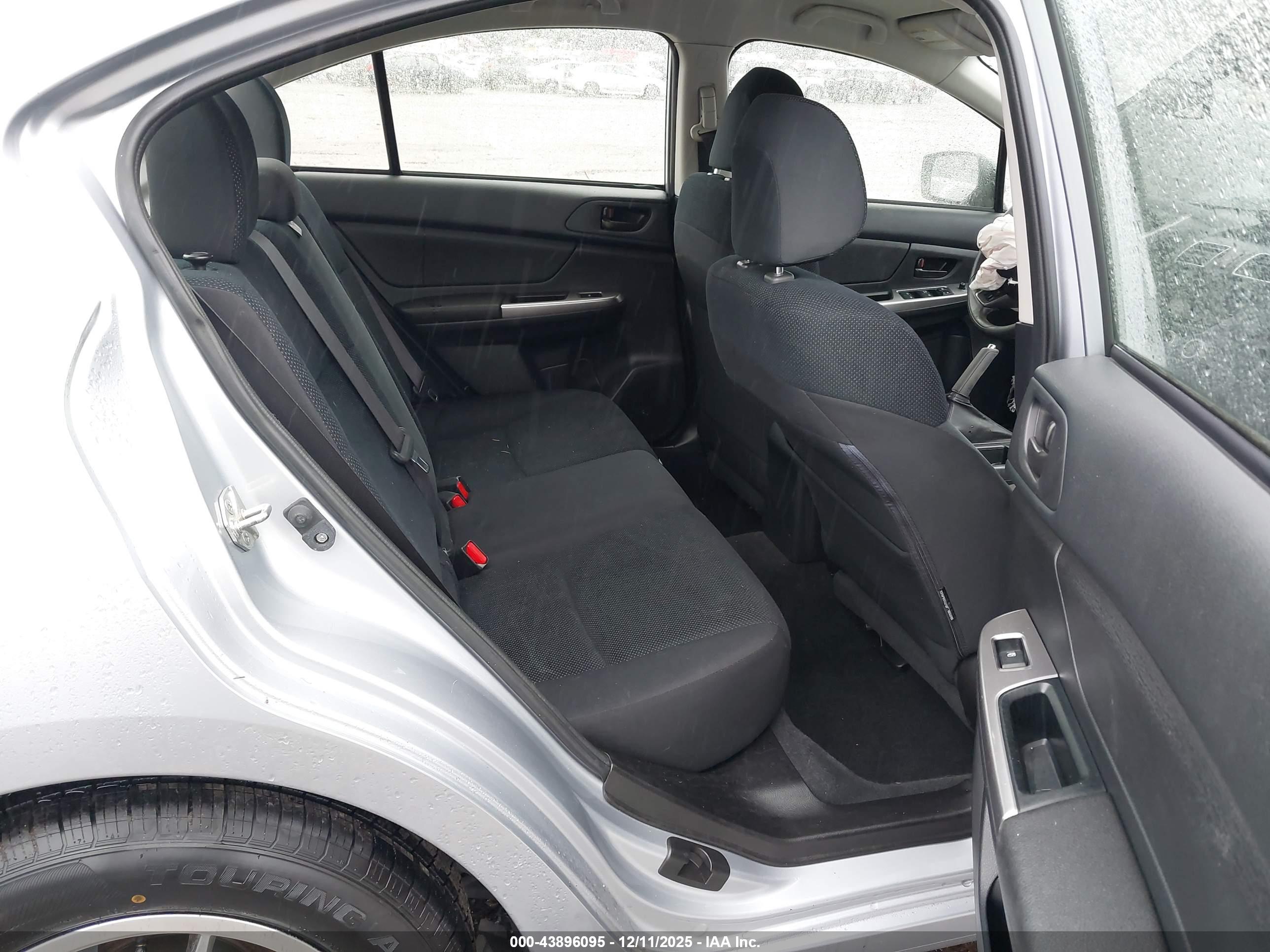 SUBARU IMPREZA image 8