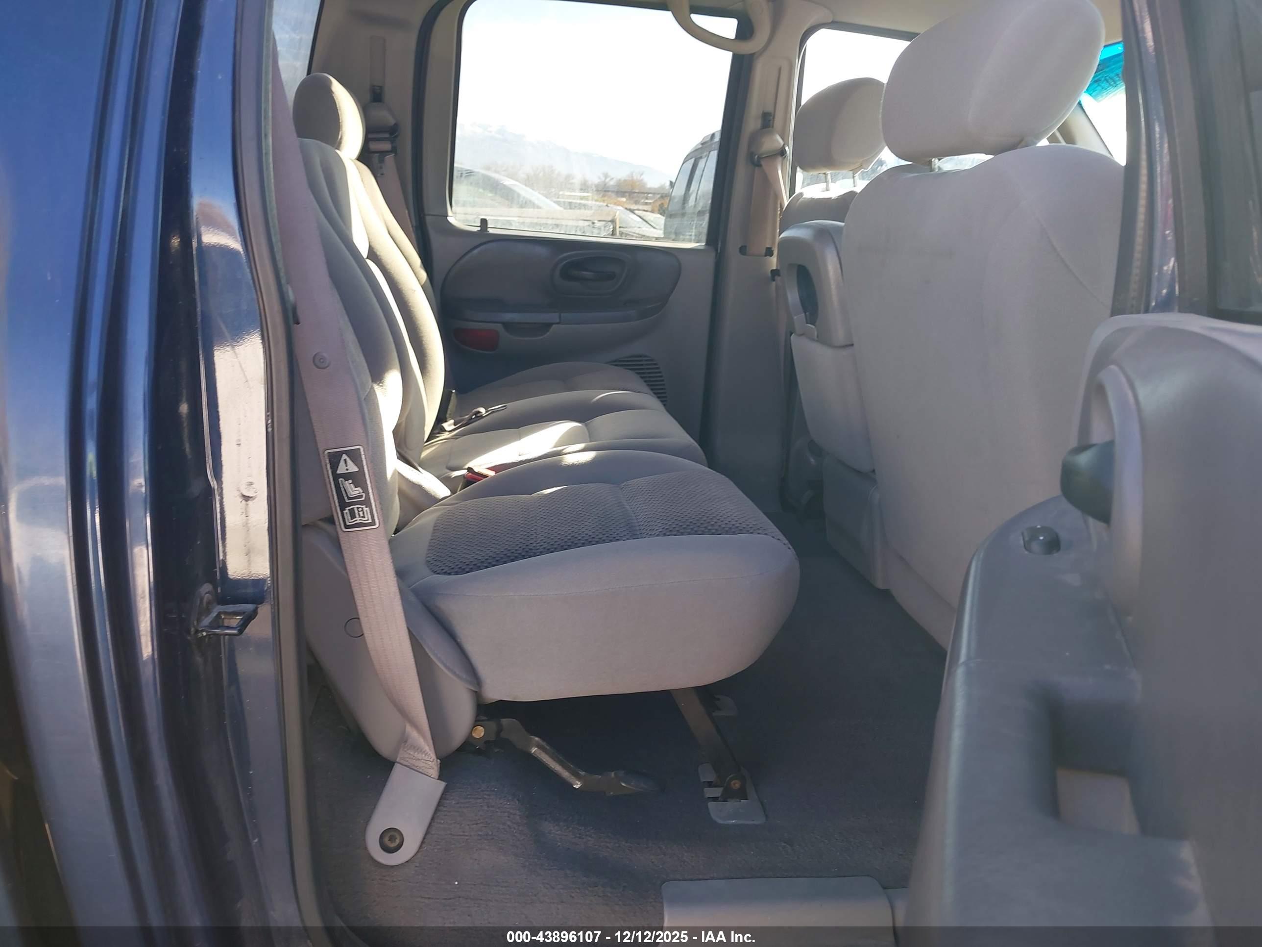 FORD F-150 image 8