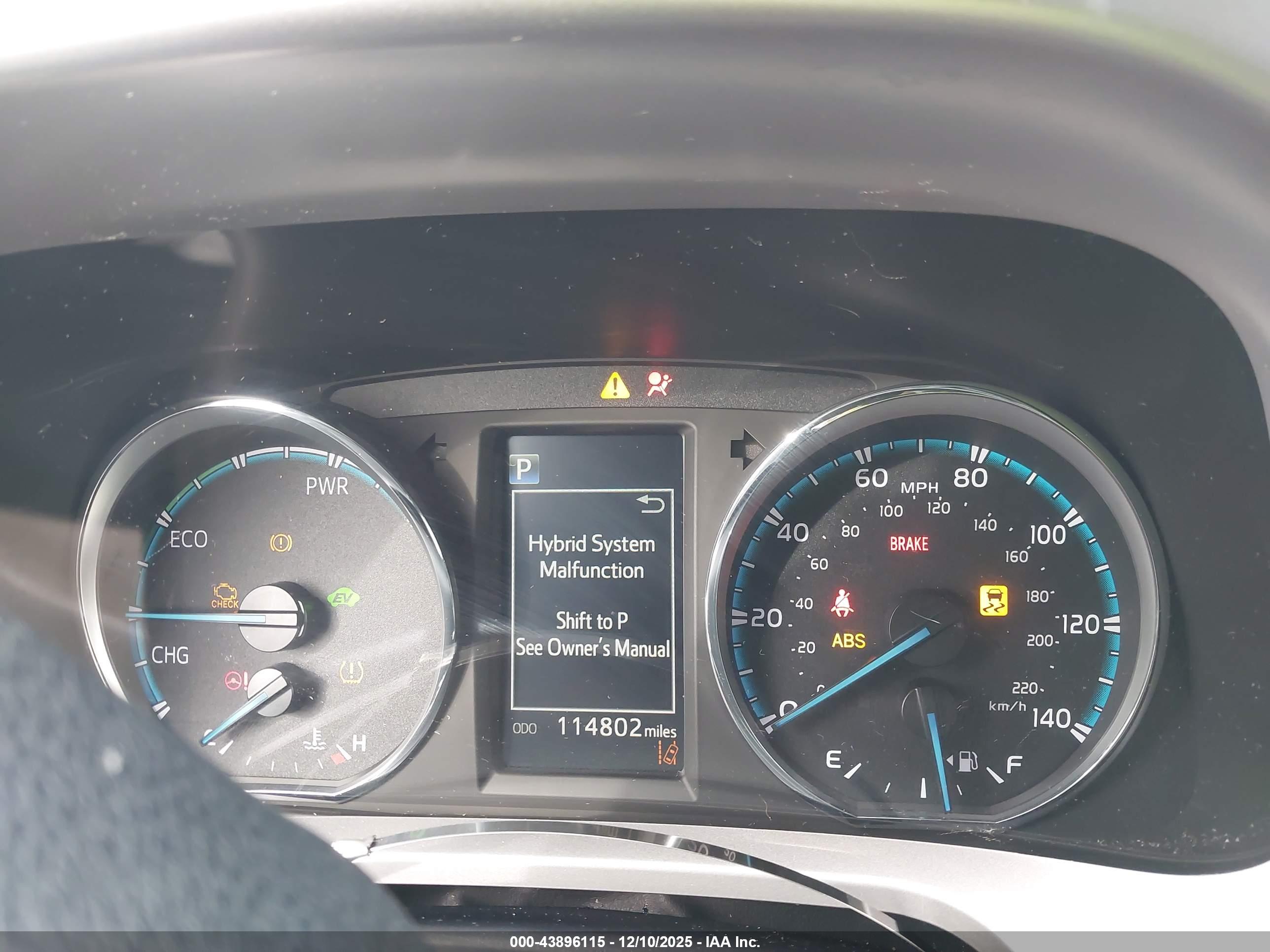 TOYOTA RAV4 image 7