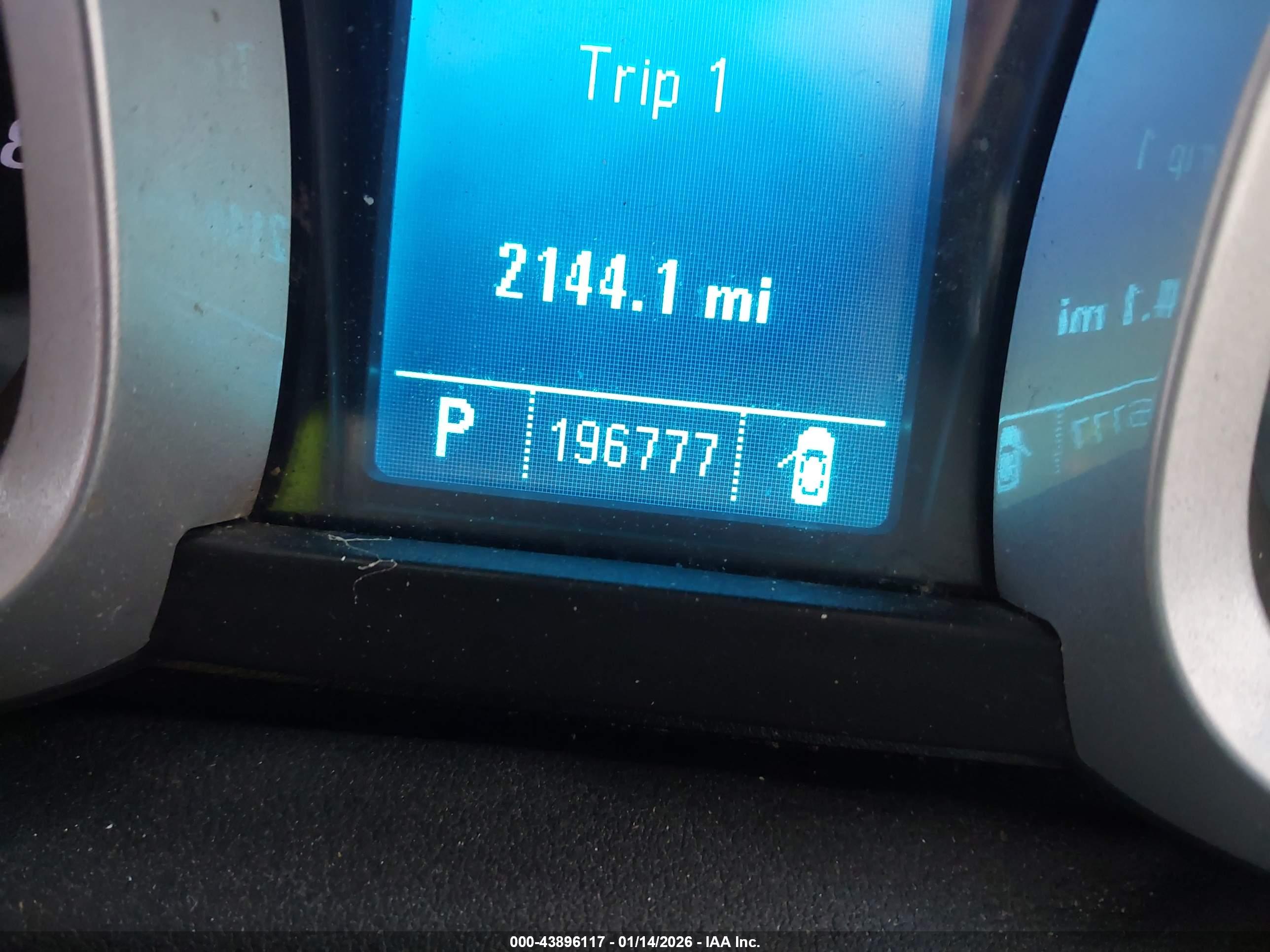 CHEVROLET EQUINOX image 7