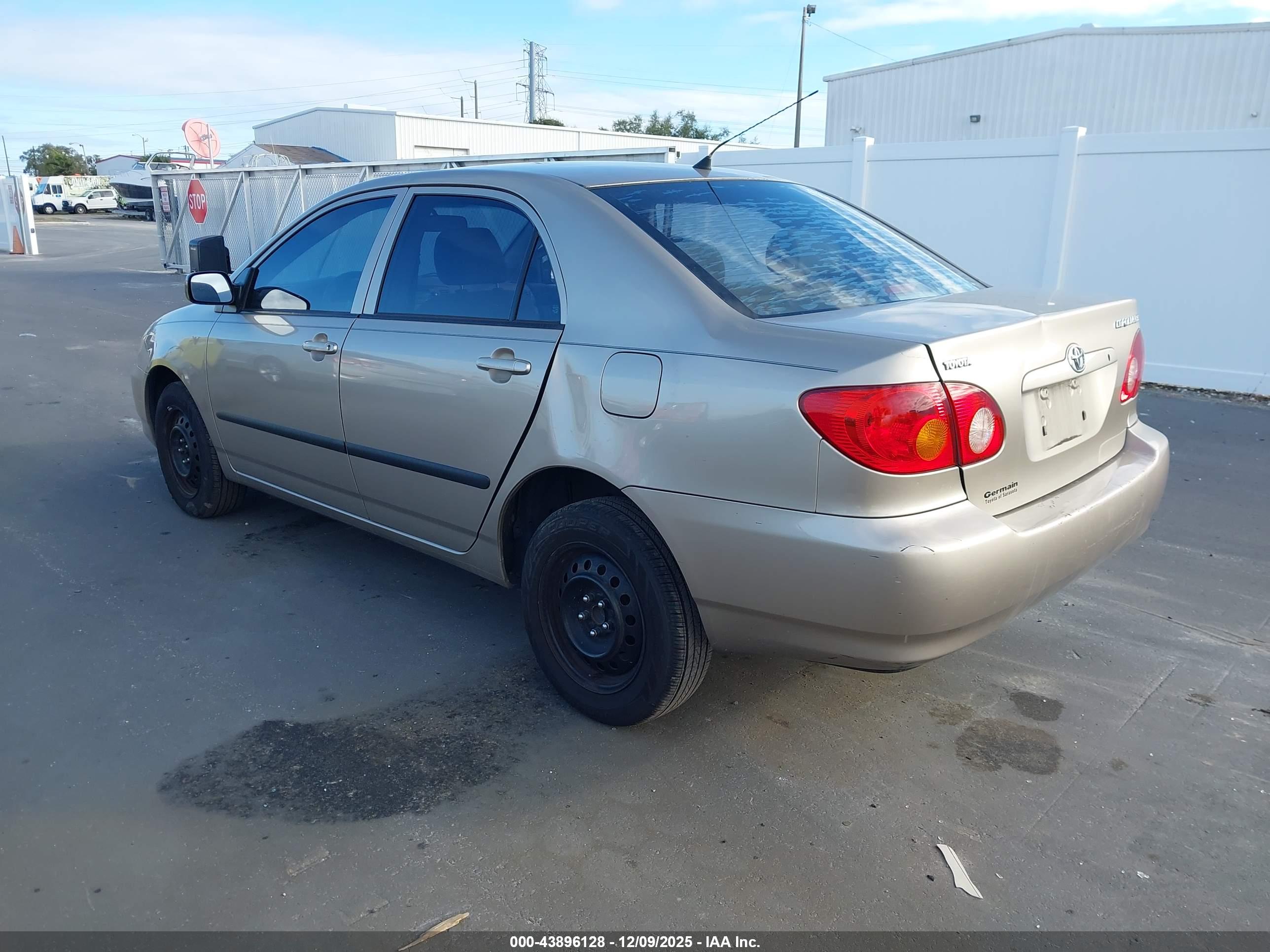 TOYOTA COROLLA image 3