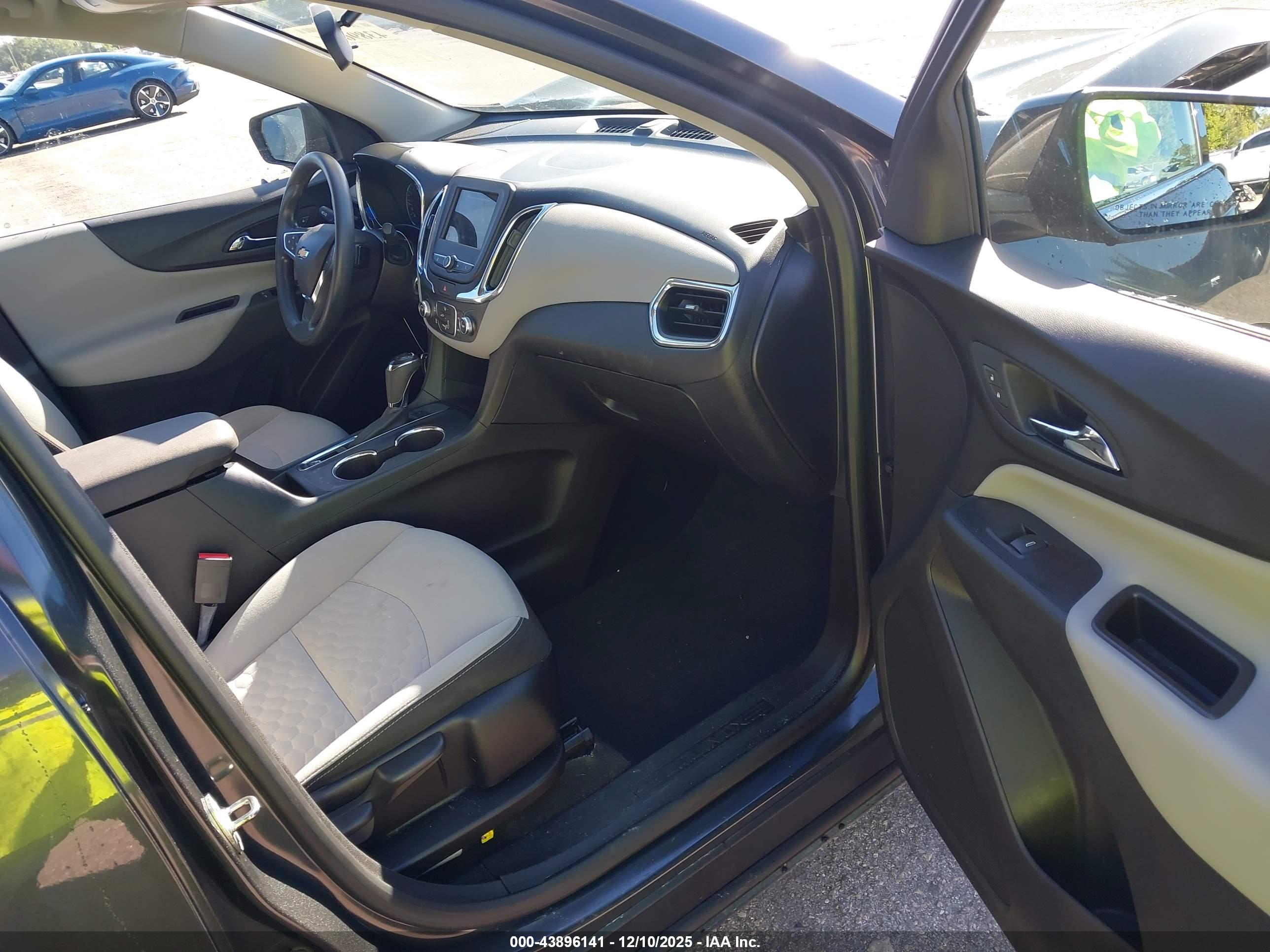 CHEVROLET EQUINOX image 5