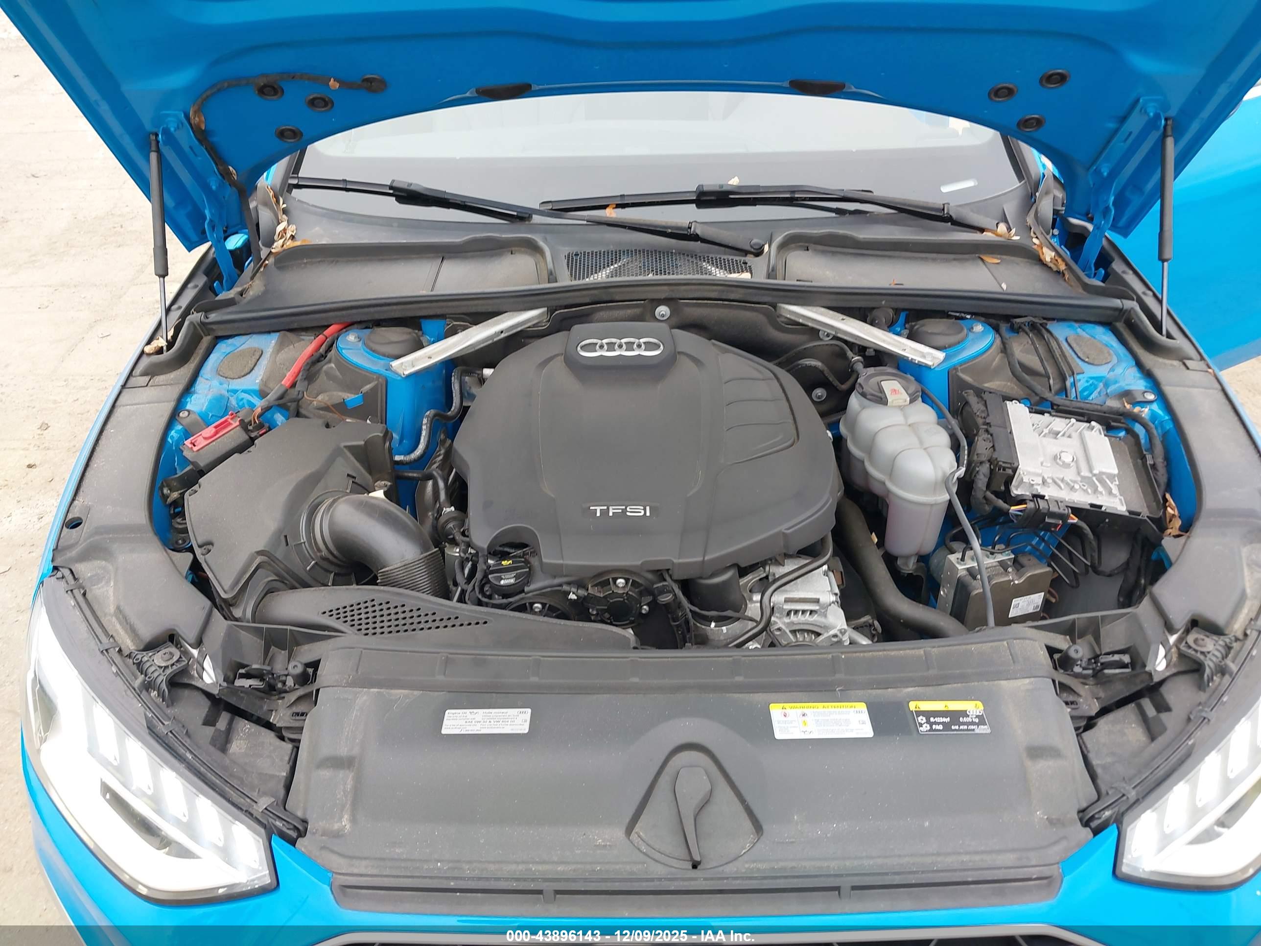 AUDI A4 image 10