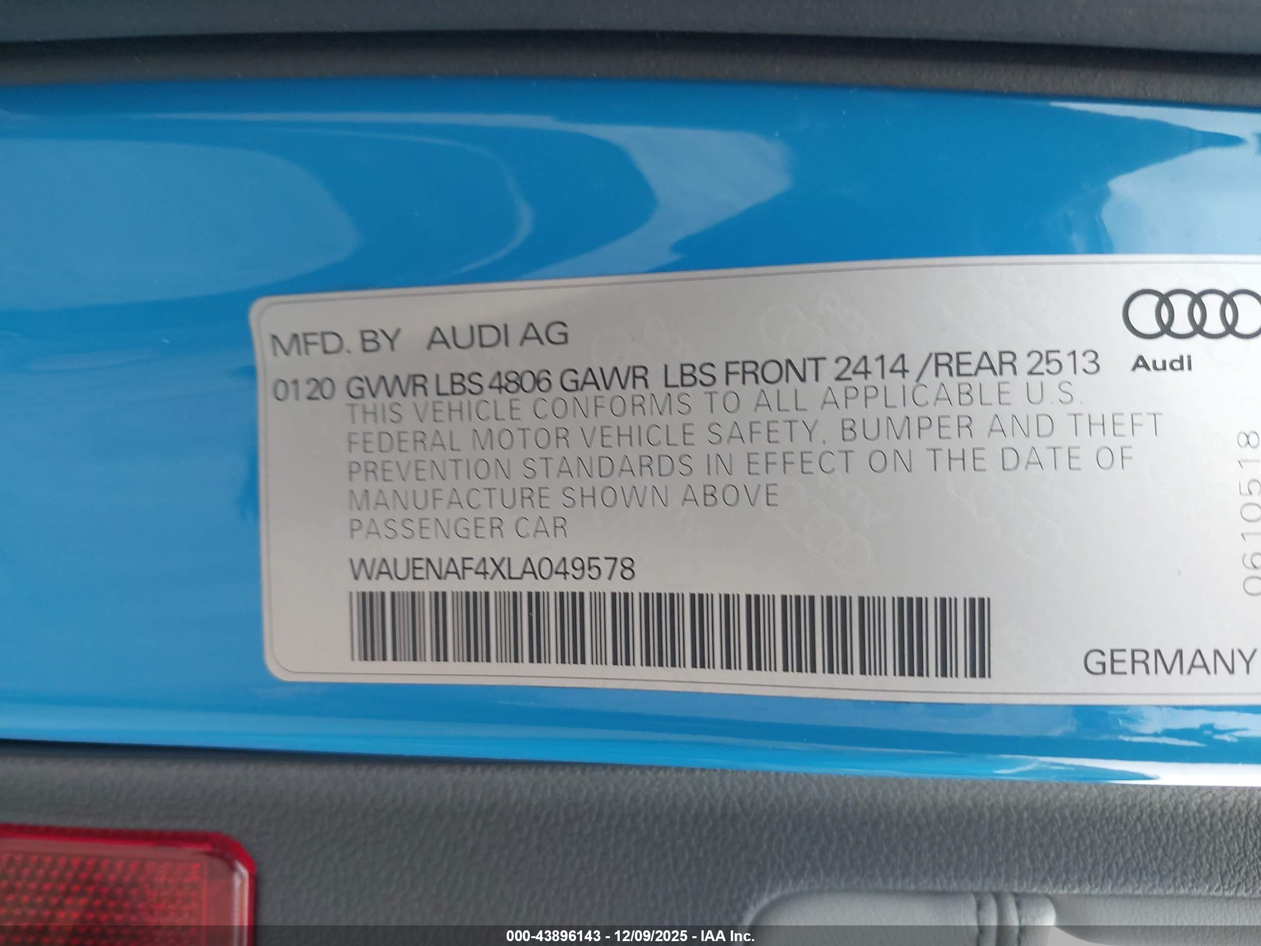 AUDI A4 image 9
