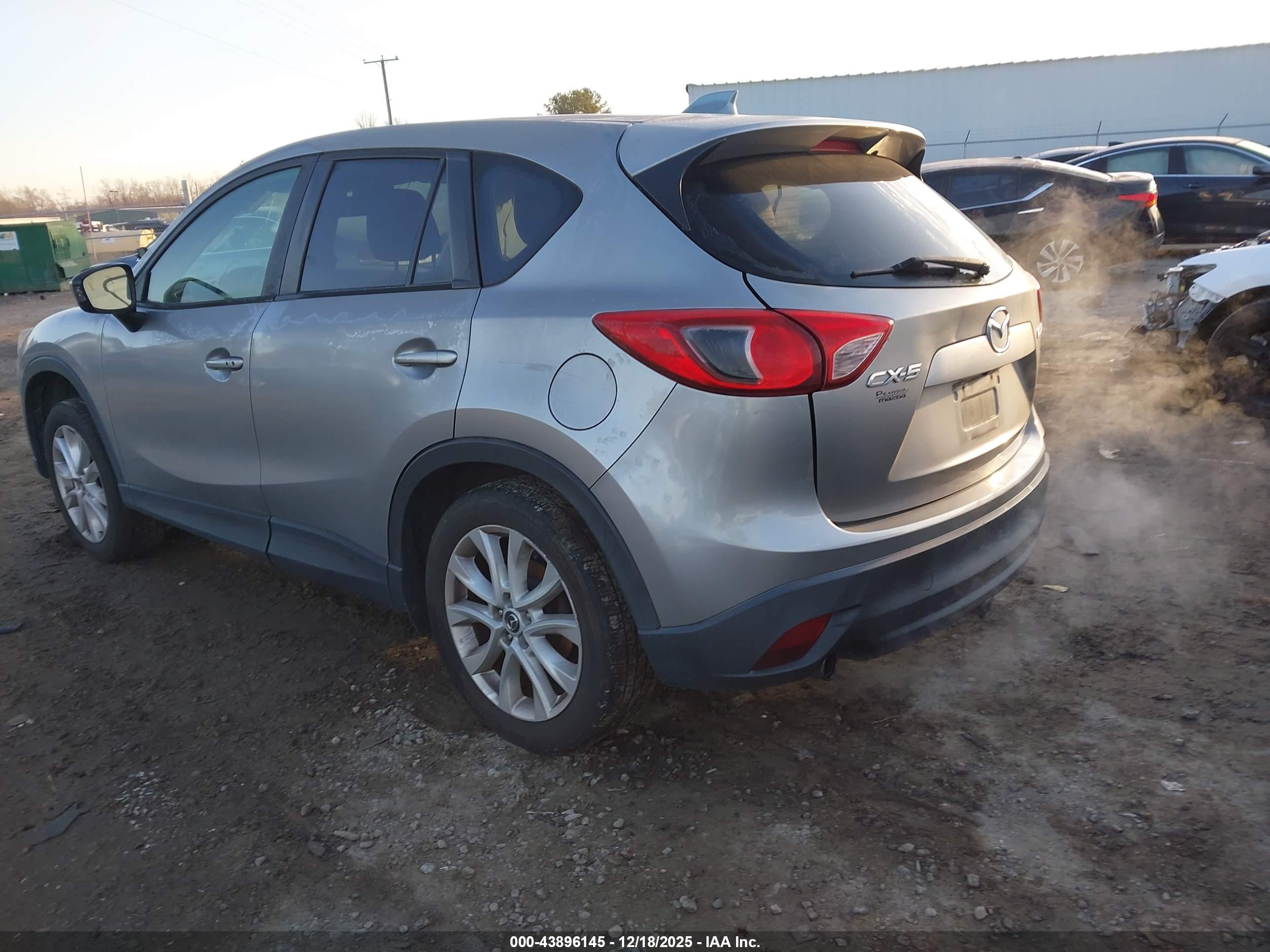 MAZDA CX-5 image 3