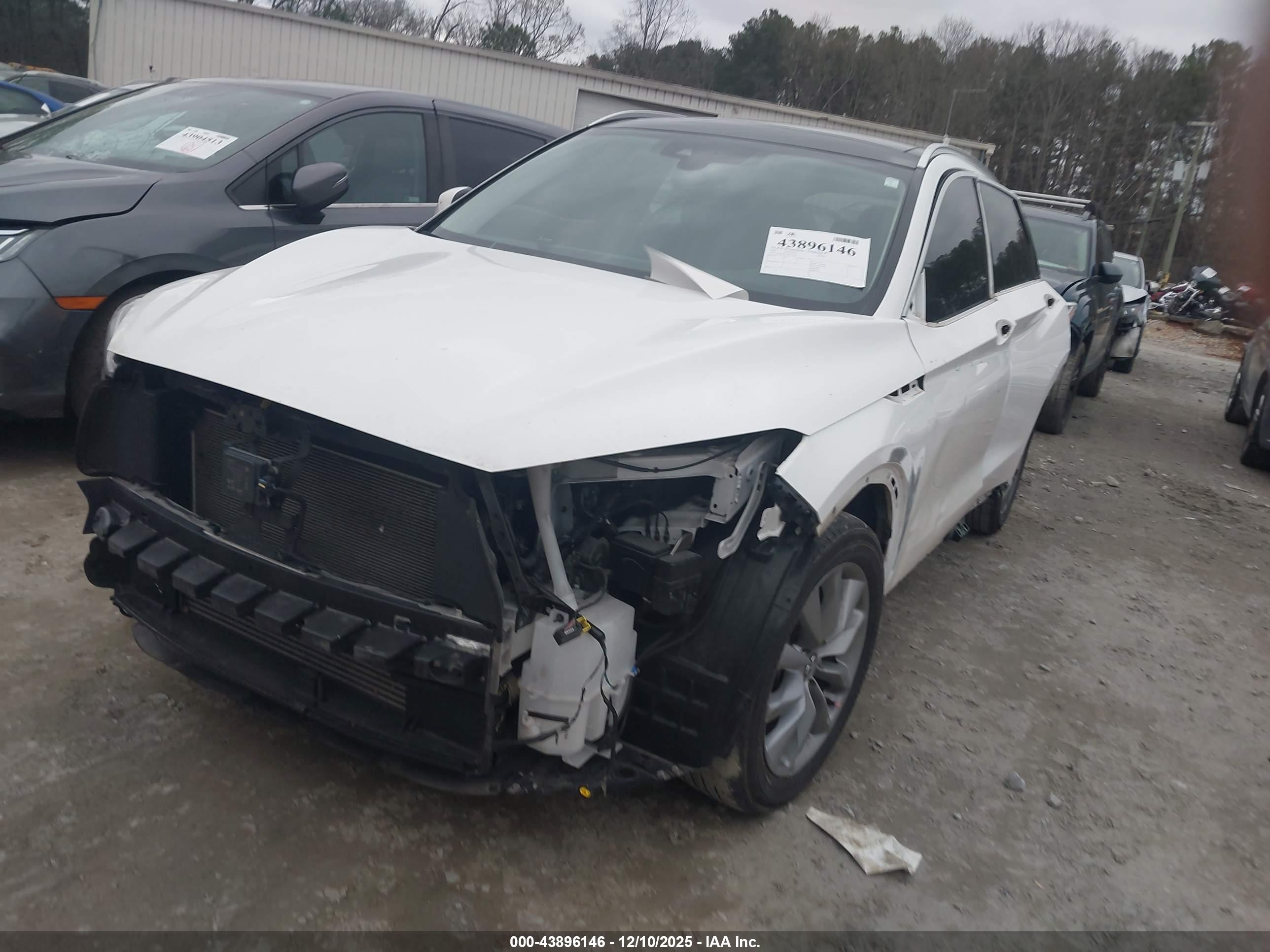 INFINITI QX50 image 2