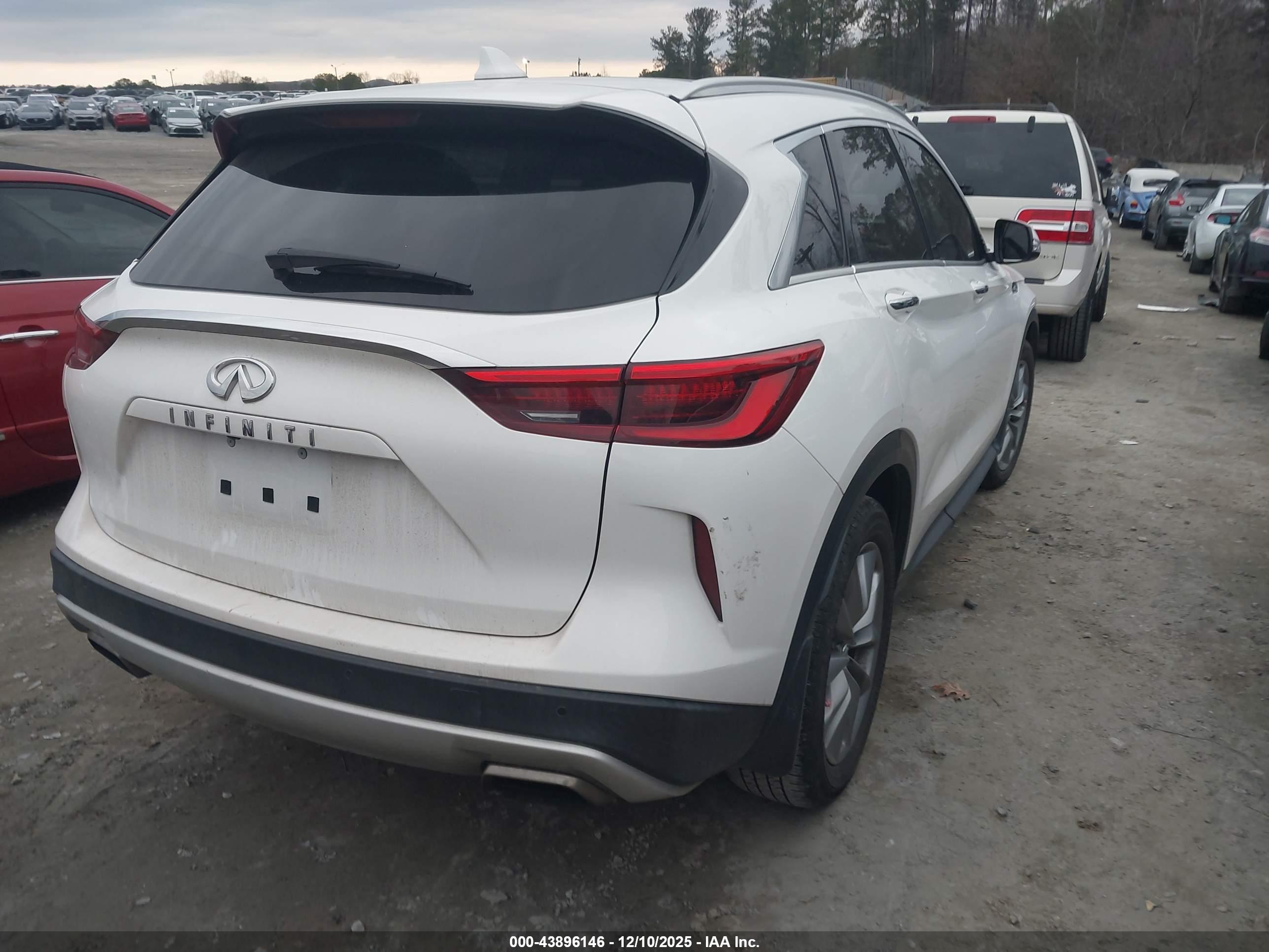 INFINITI QX50 image 4
