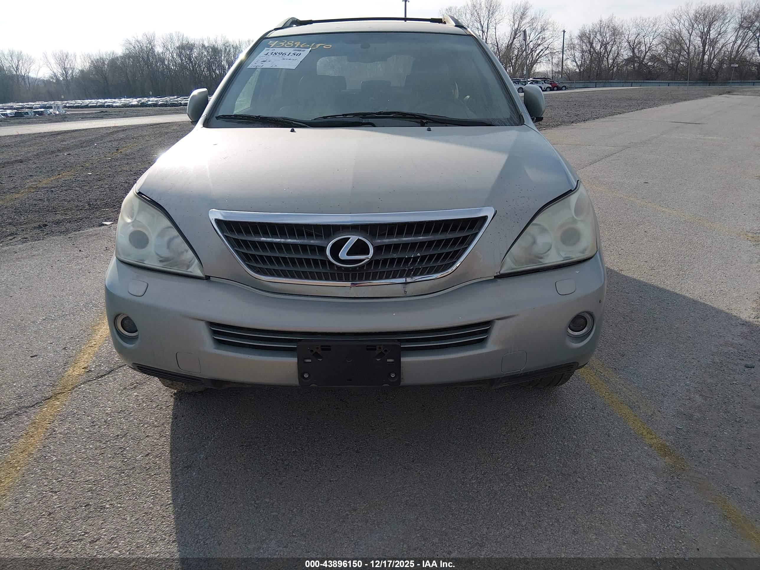 LEXUS RX image 6