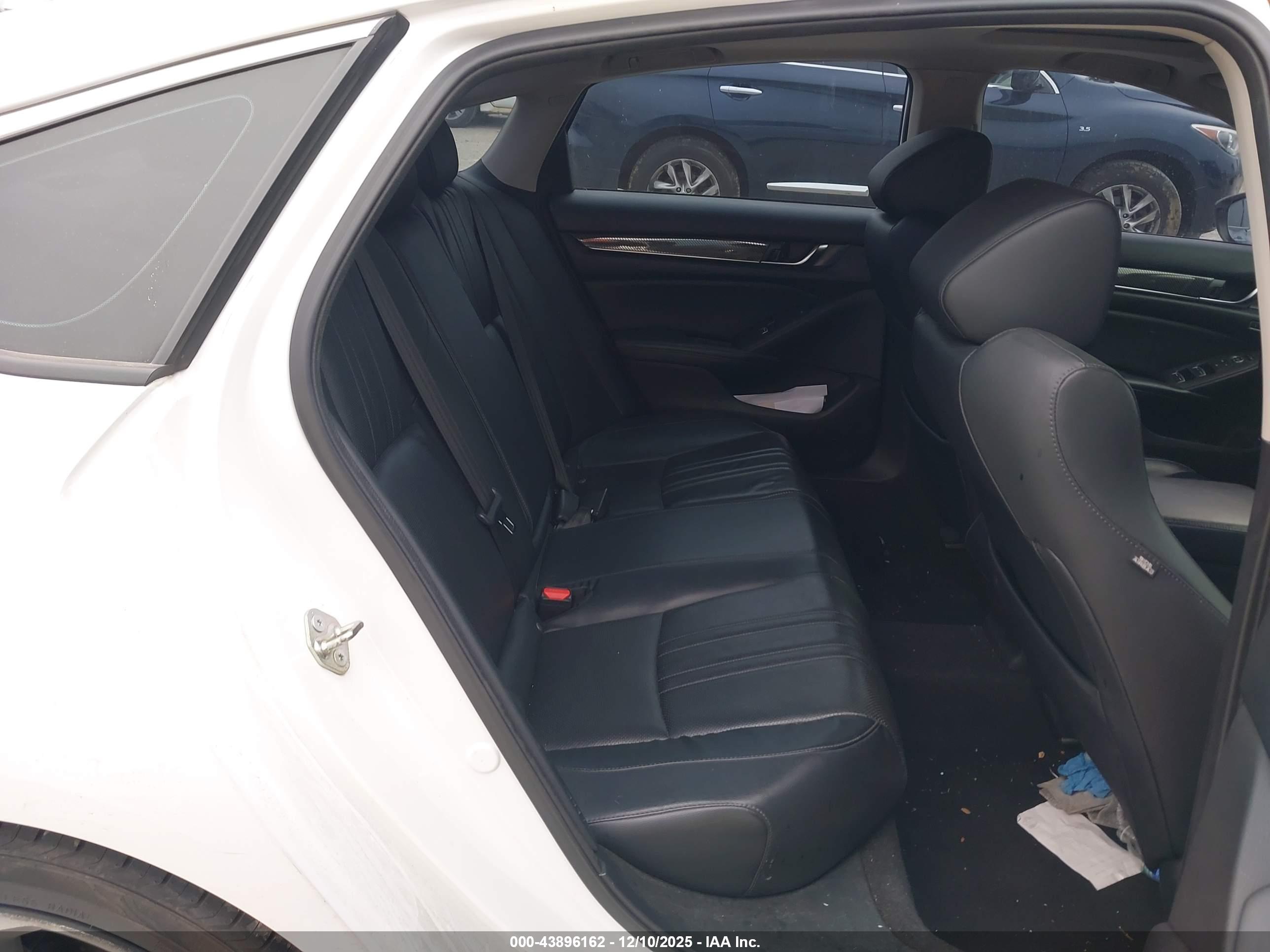 HONDA ACCORD image 8