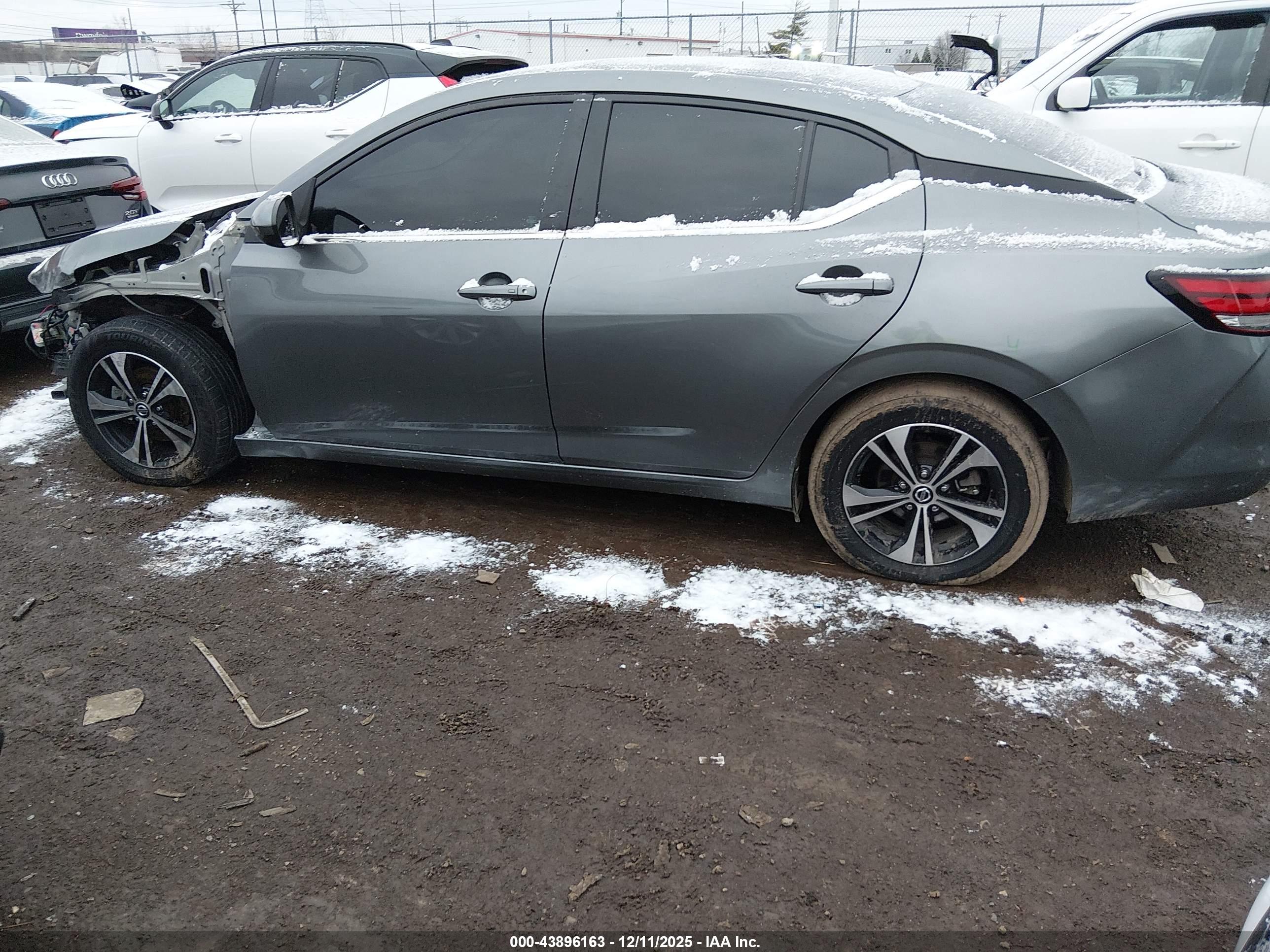 NISSAN SENTRA image 3
