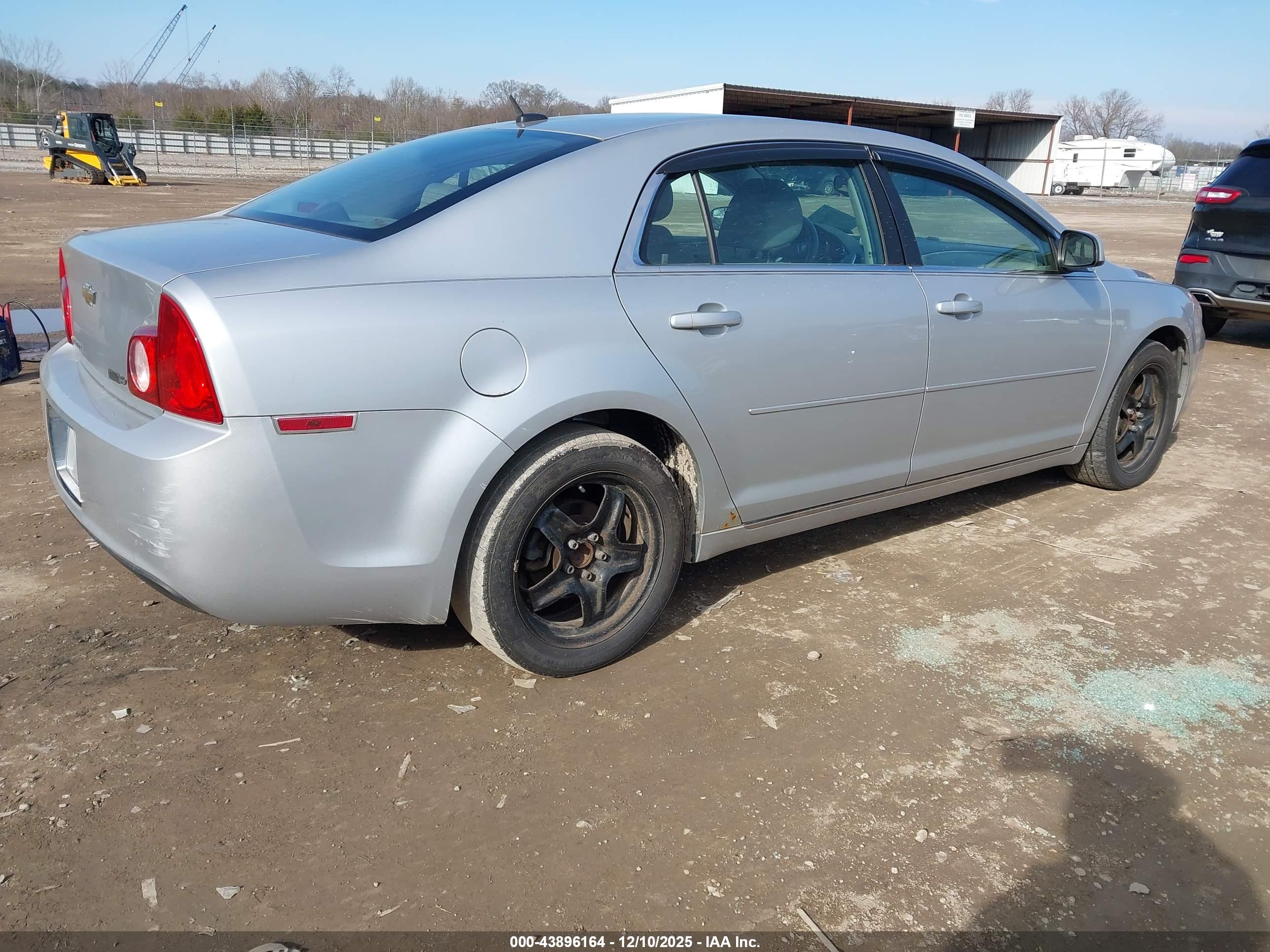 CHEVROLET MALIBU image 4