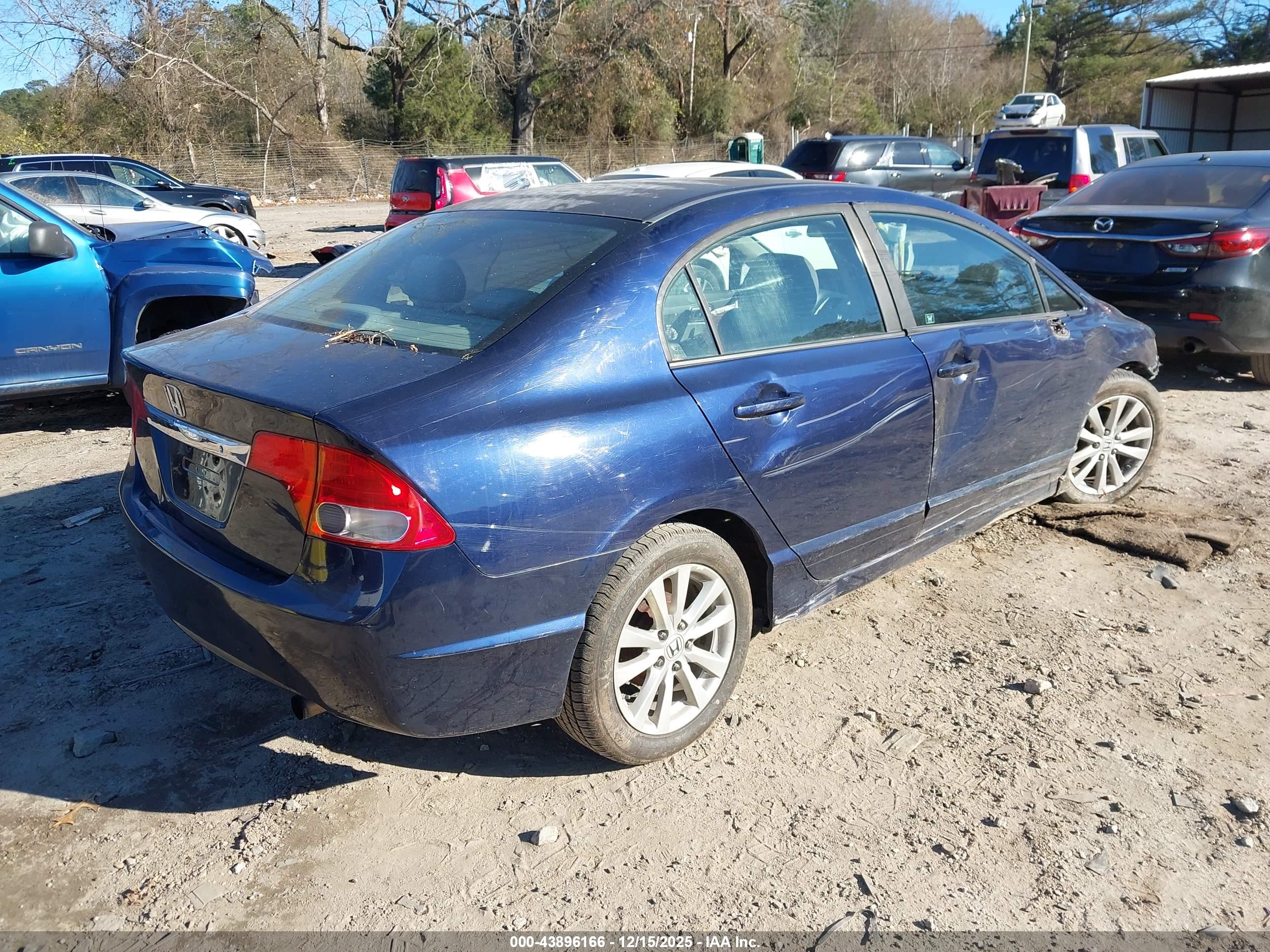 HONDA CIVIC image 4
