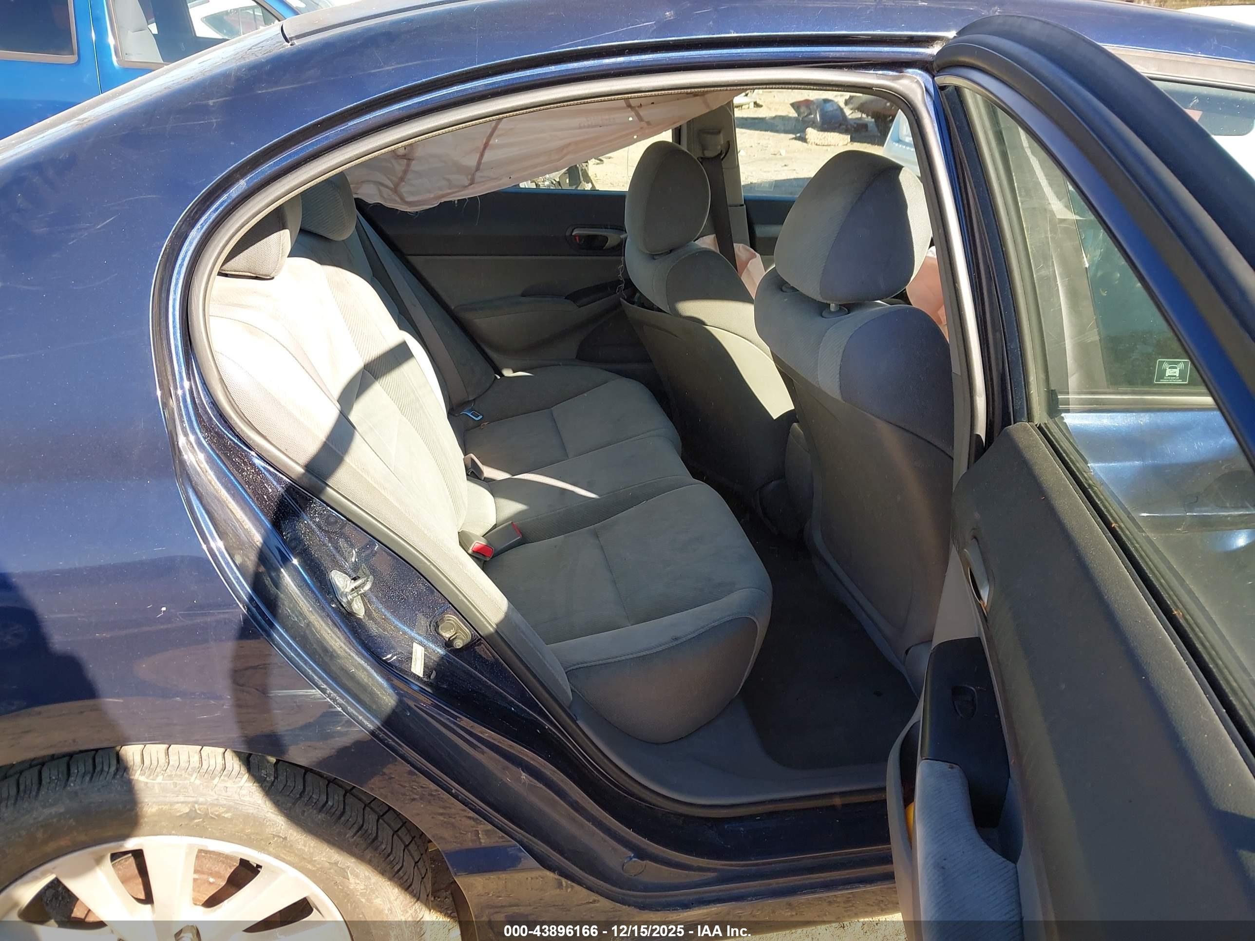 HONDA CIVIC image 8