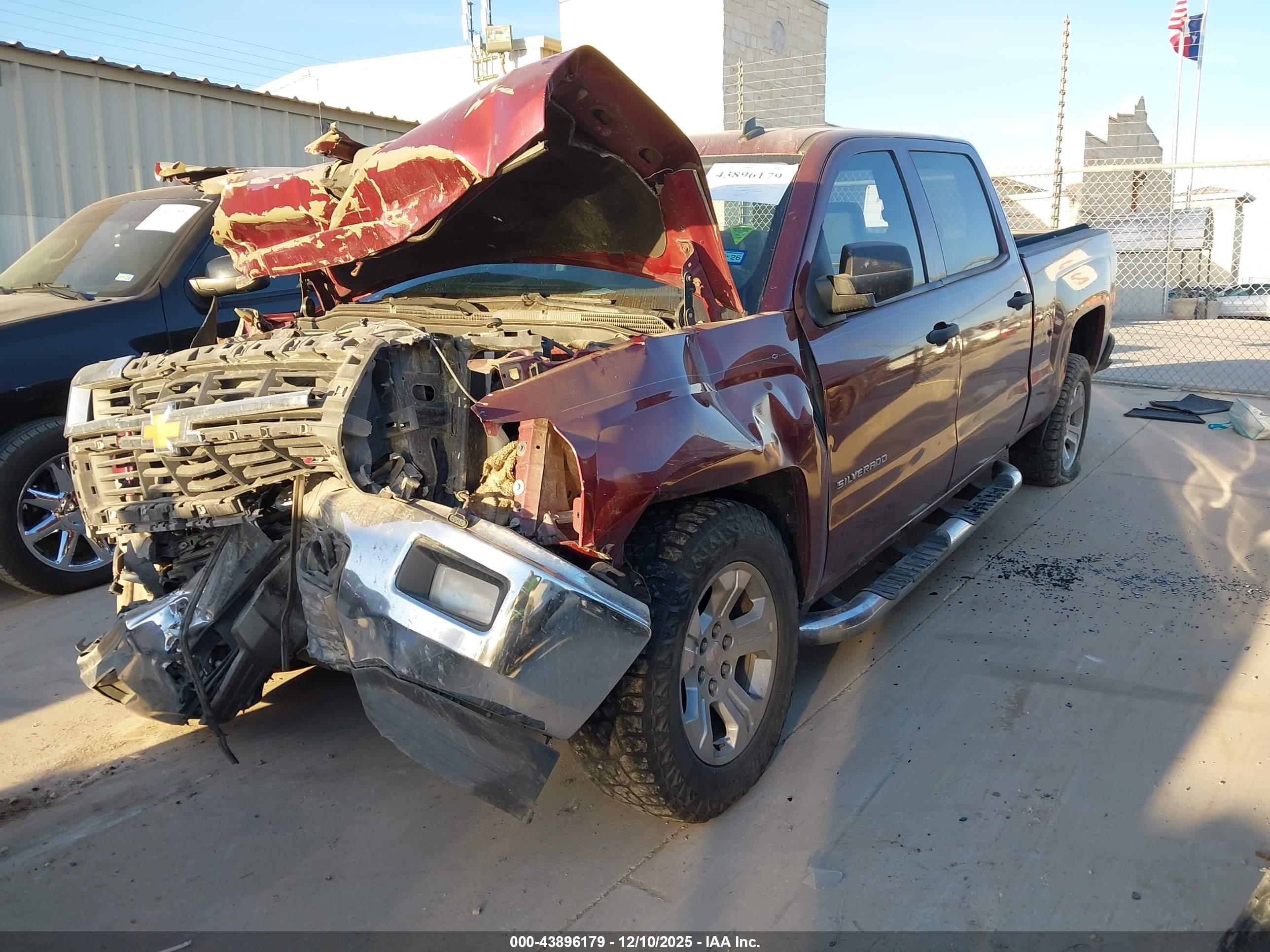 CHEVROLET SILVERADO image 2