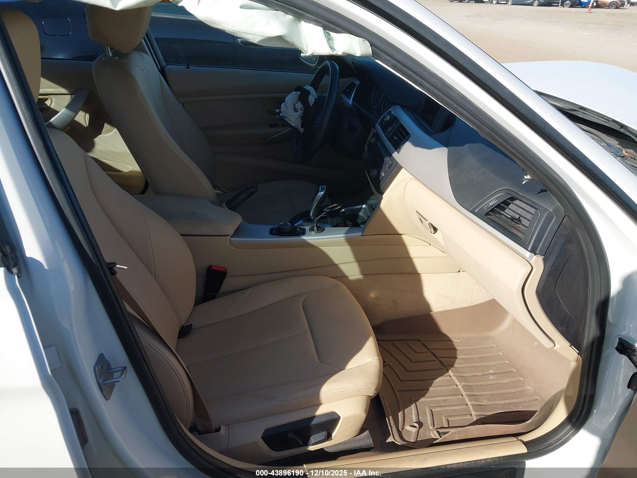 BMW 320I image 5