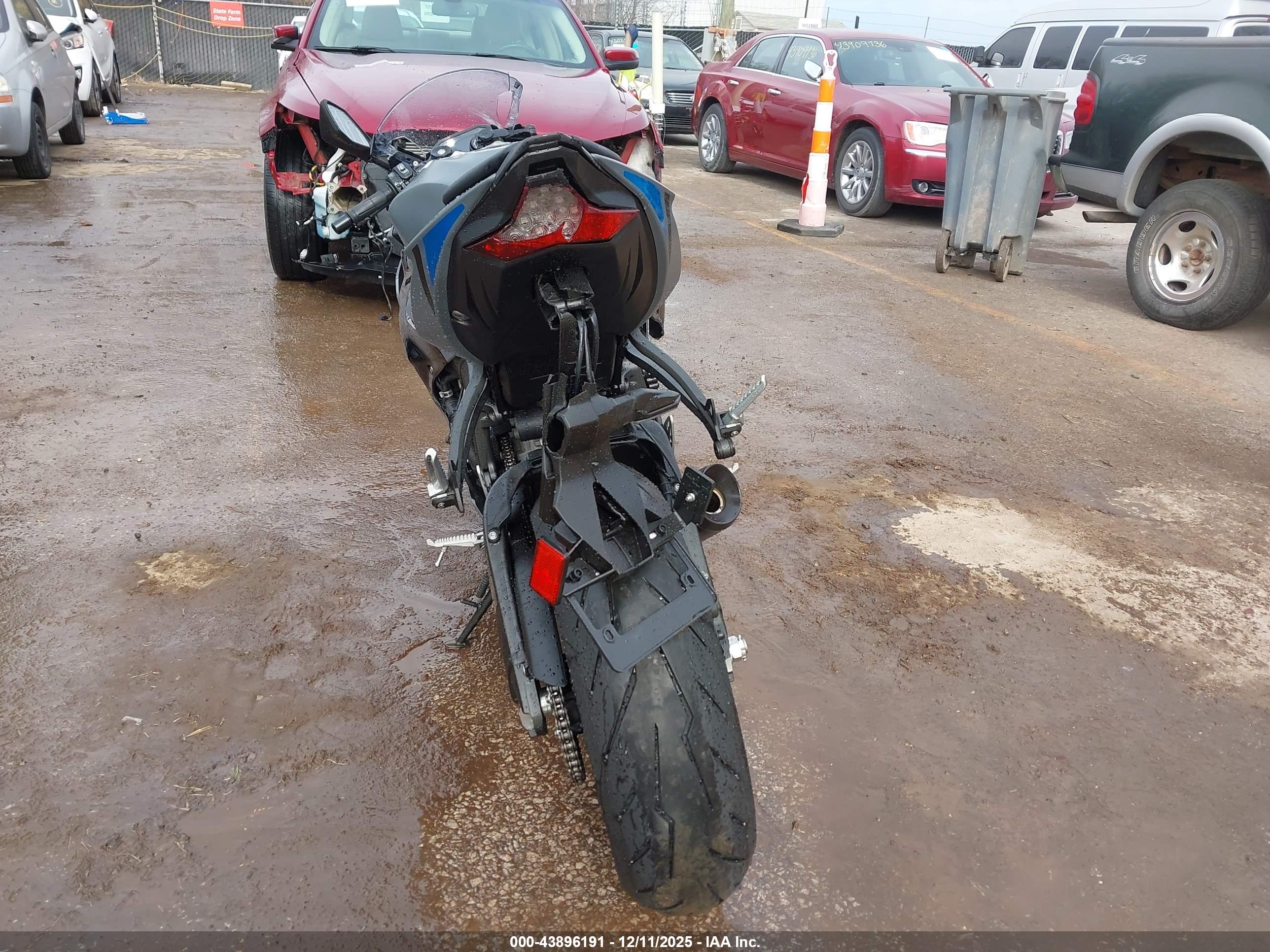 KAWASAKI ZX636 image 6