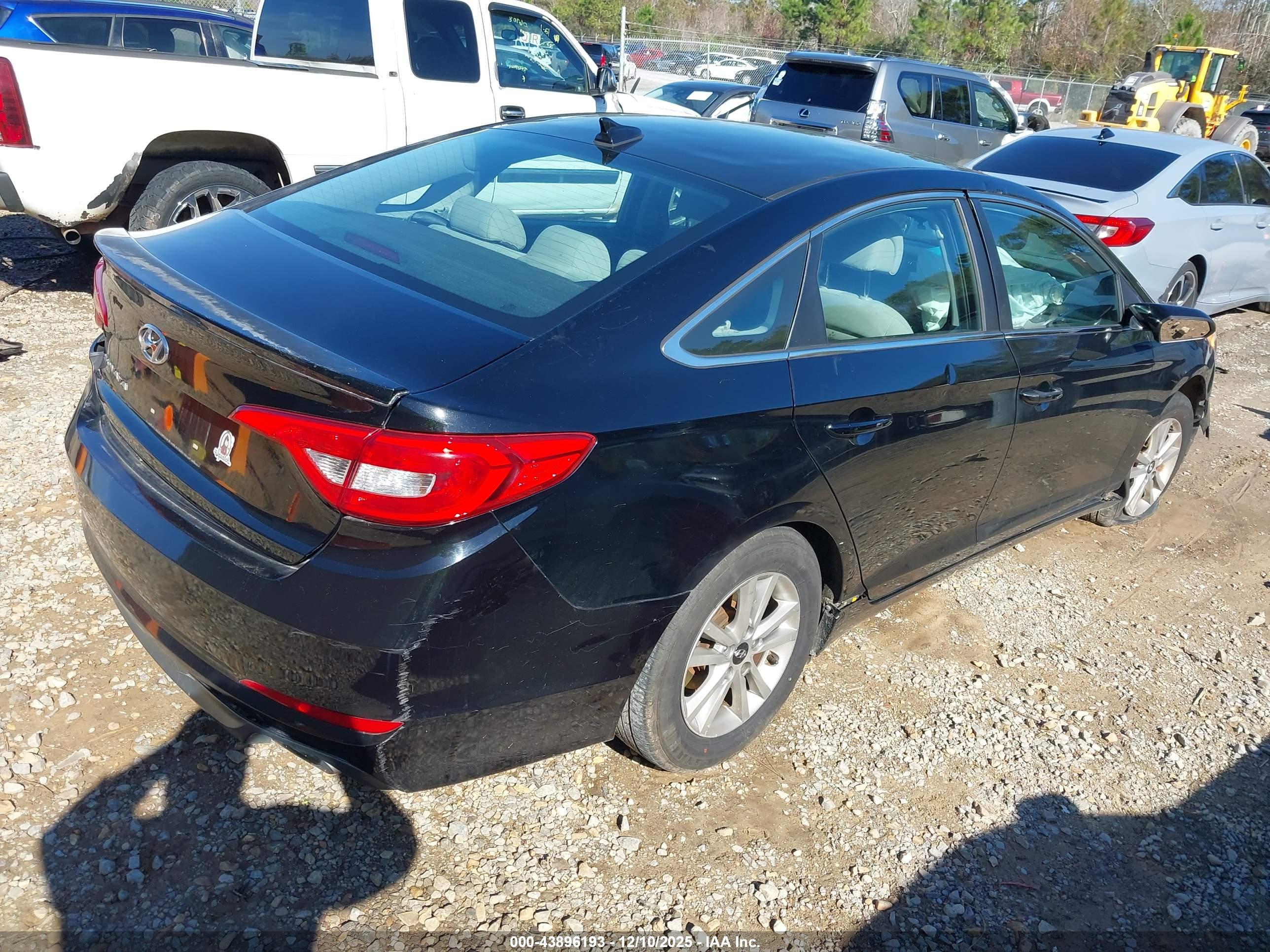 HYUNDAI SONATA image 4