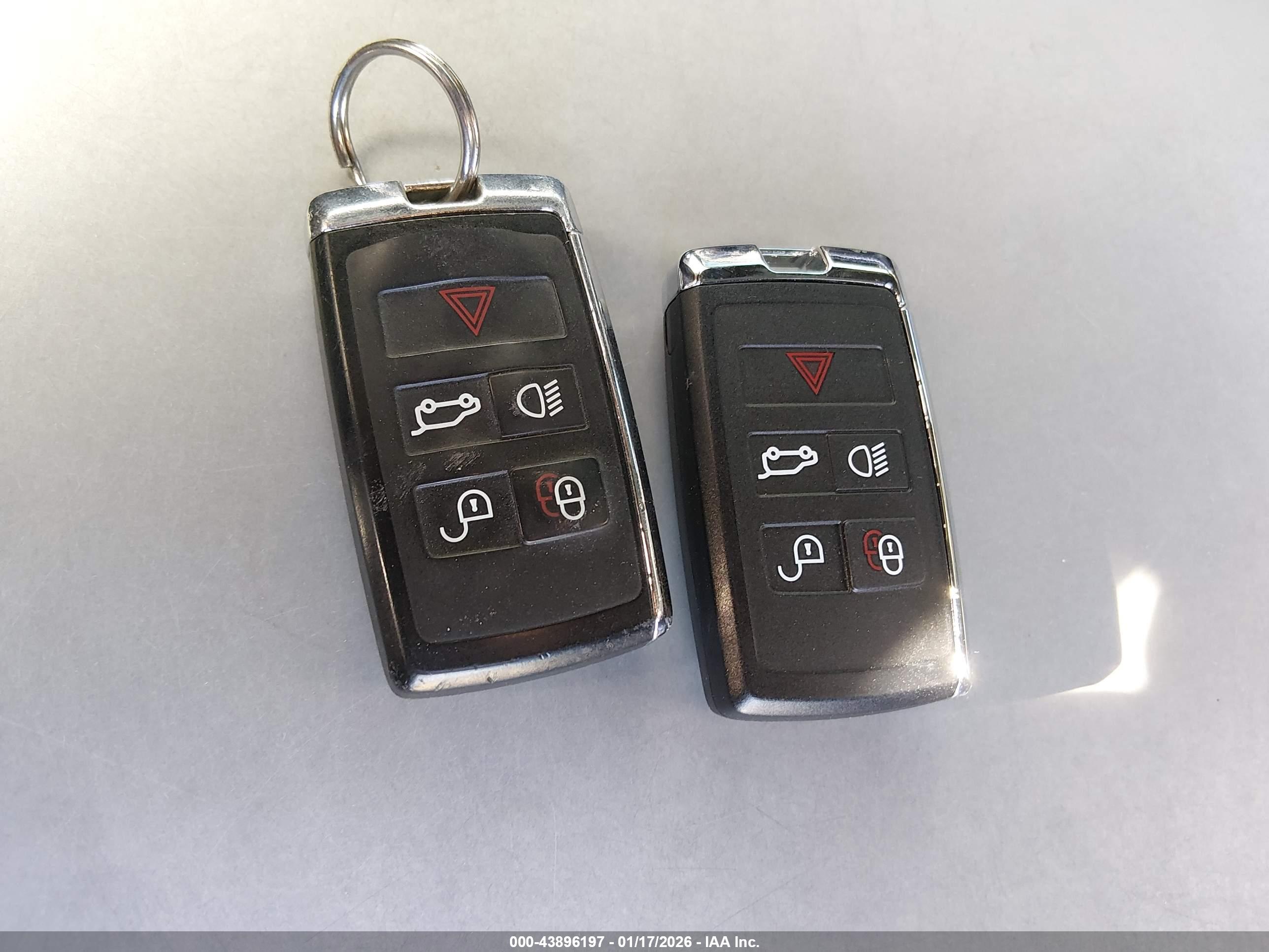 LAND ROVER image 11