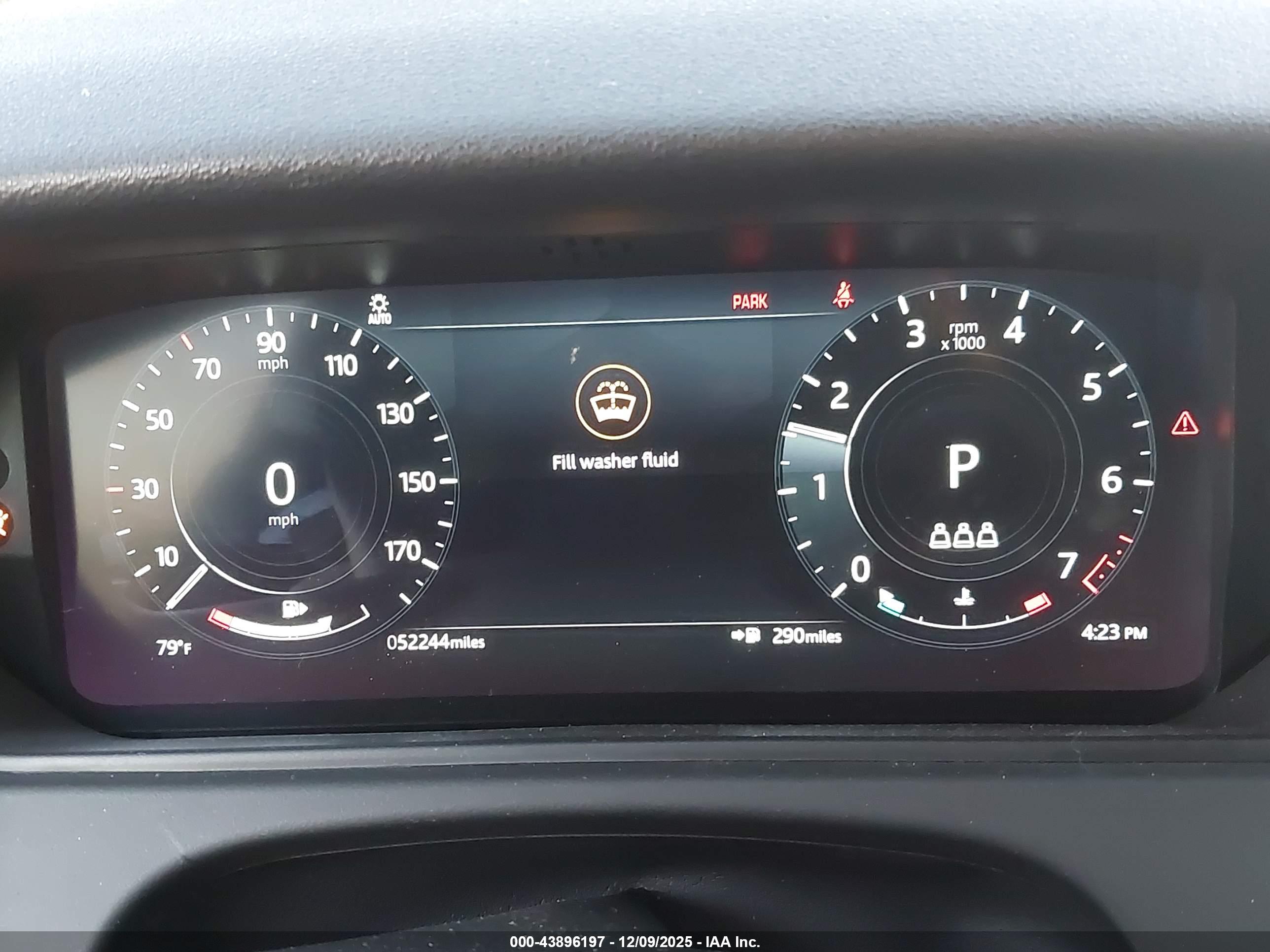 LAND ROVER image 7