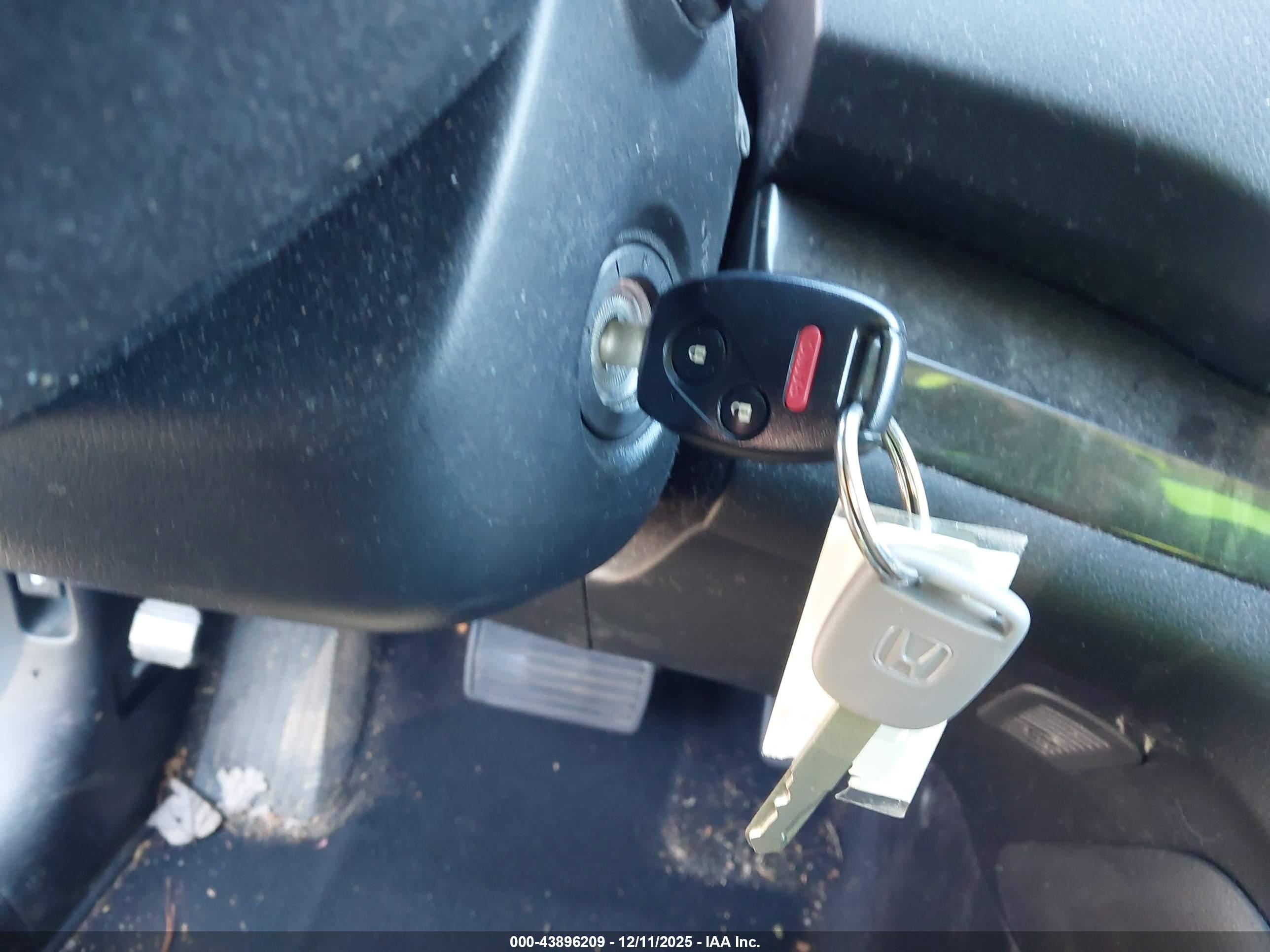HONDA CR-V image 11