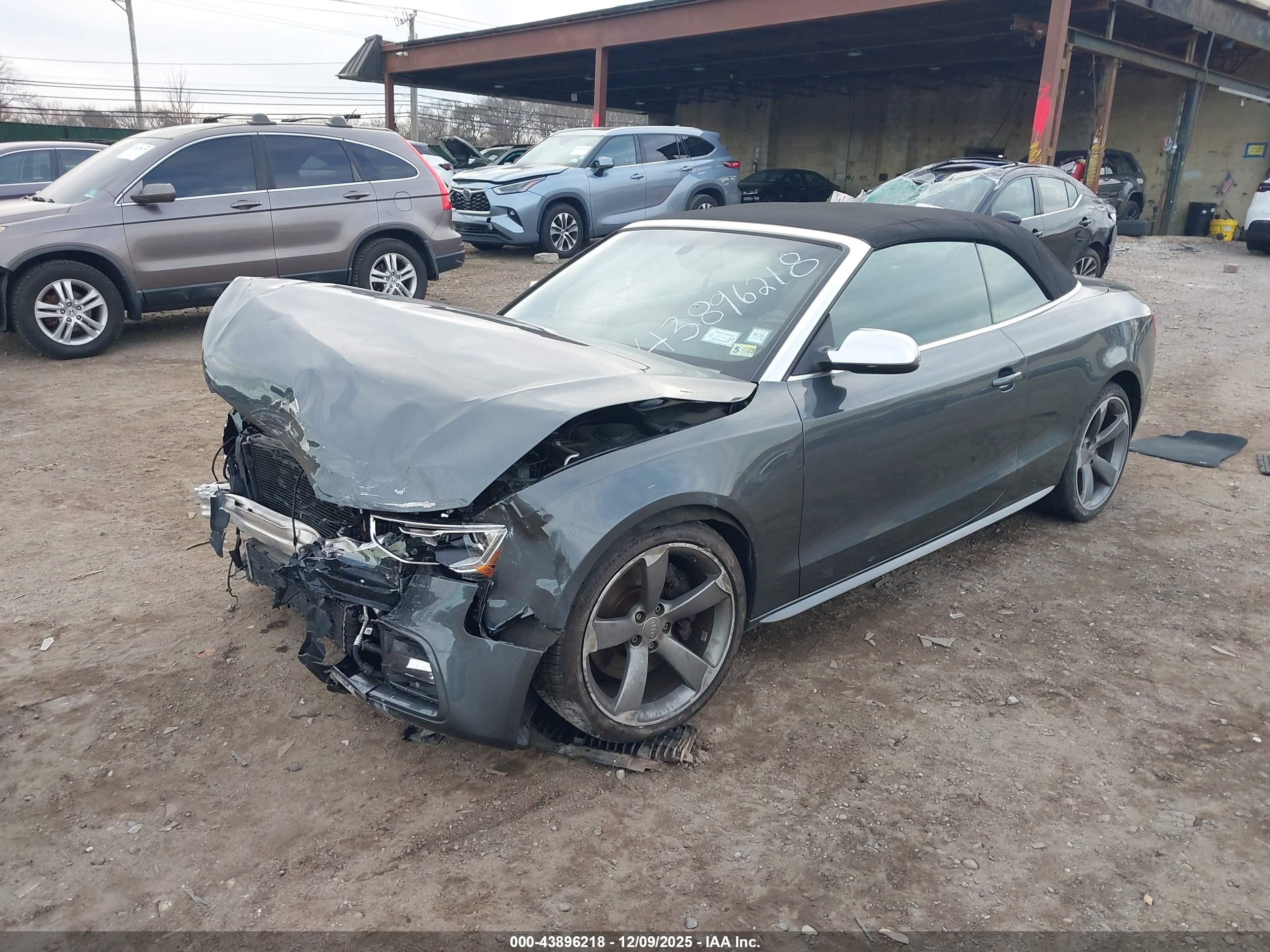 AUDI S5 image 2