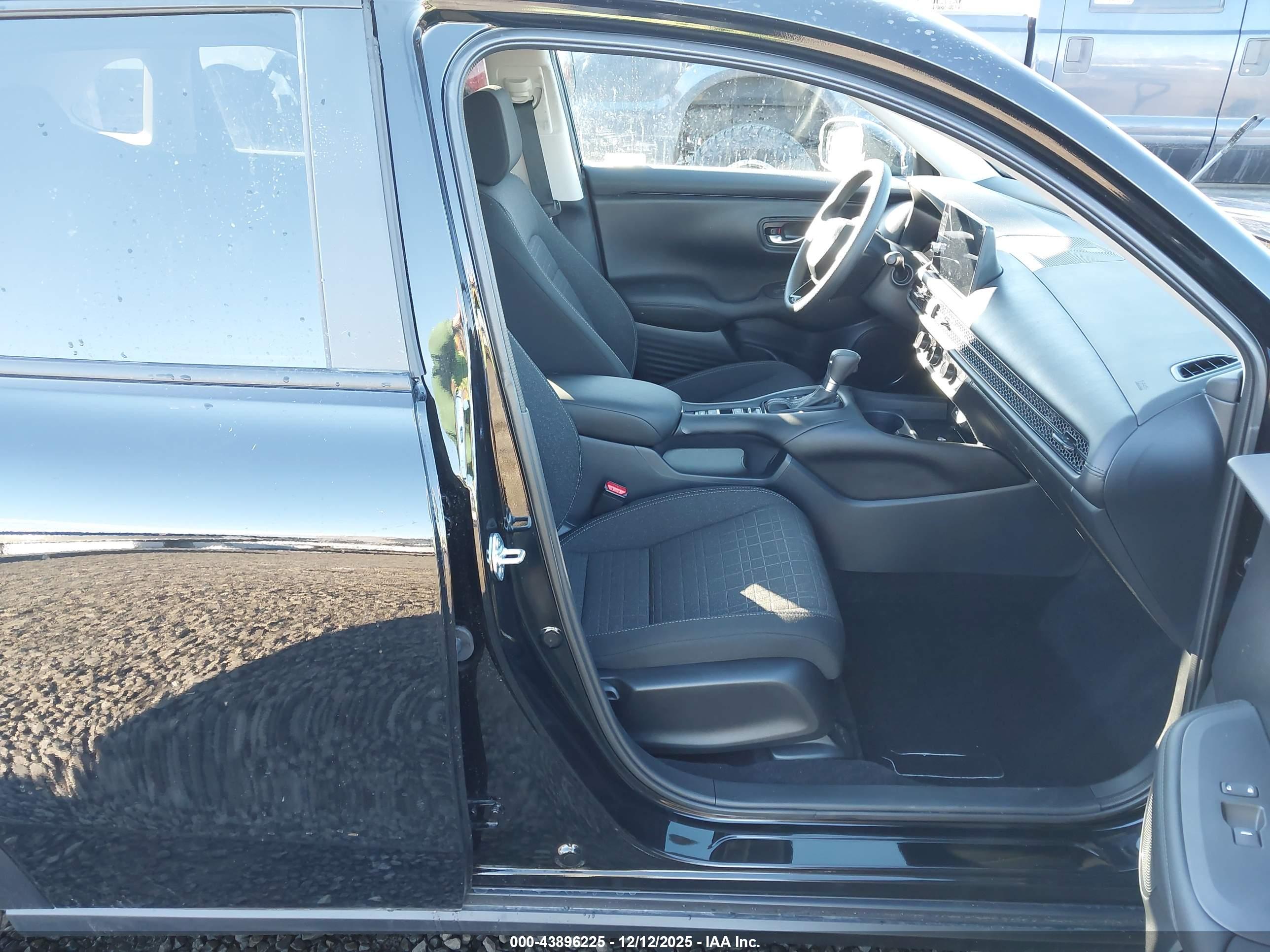 HONDA HR-V image 5