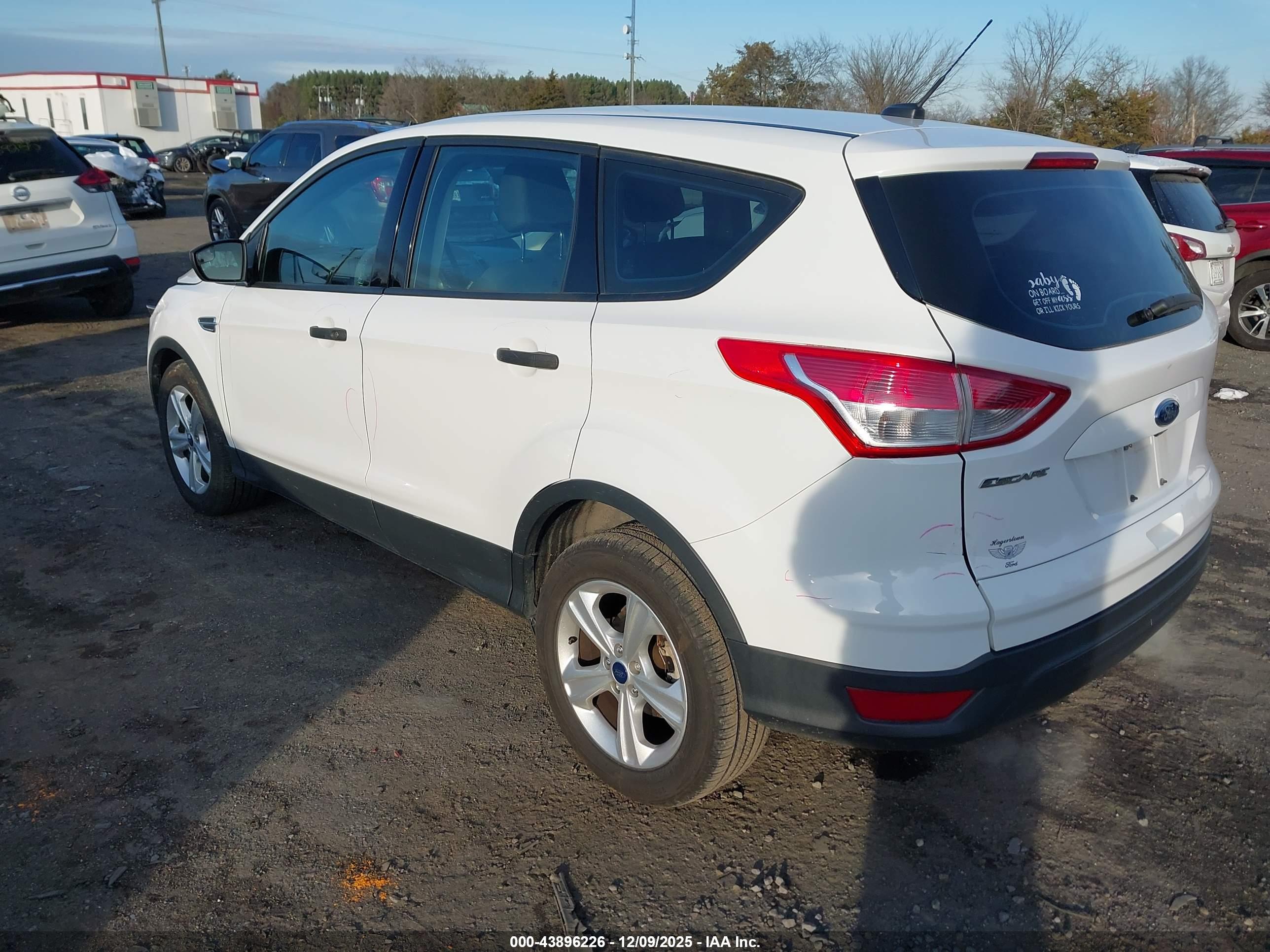 FORD ESCAPE image 3