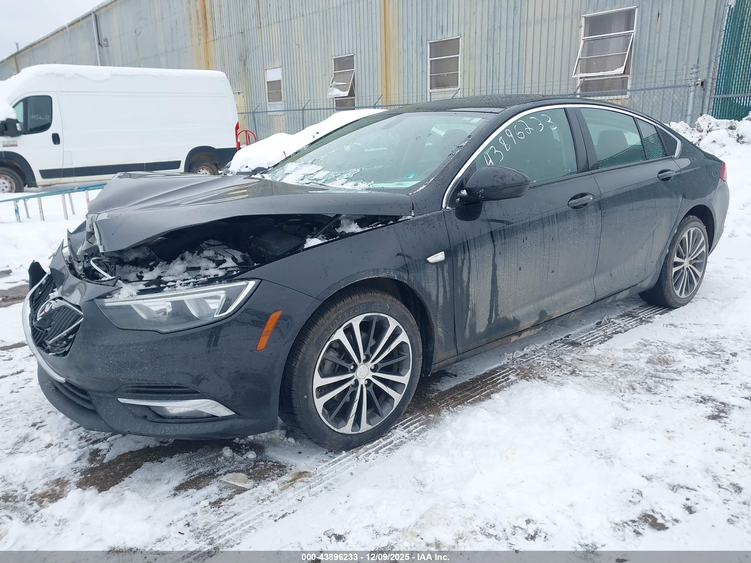 BUICK REGAL image 2