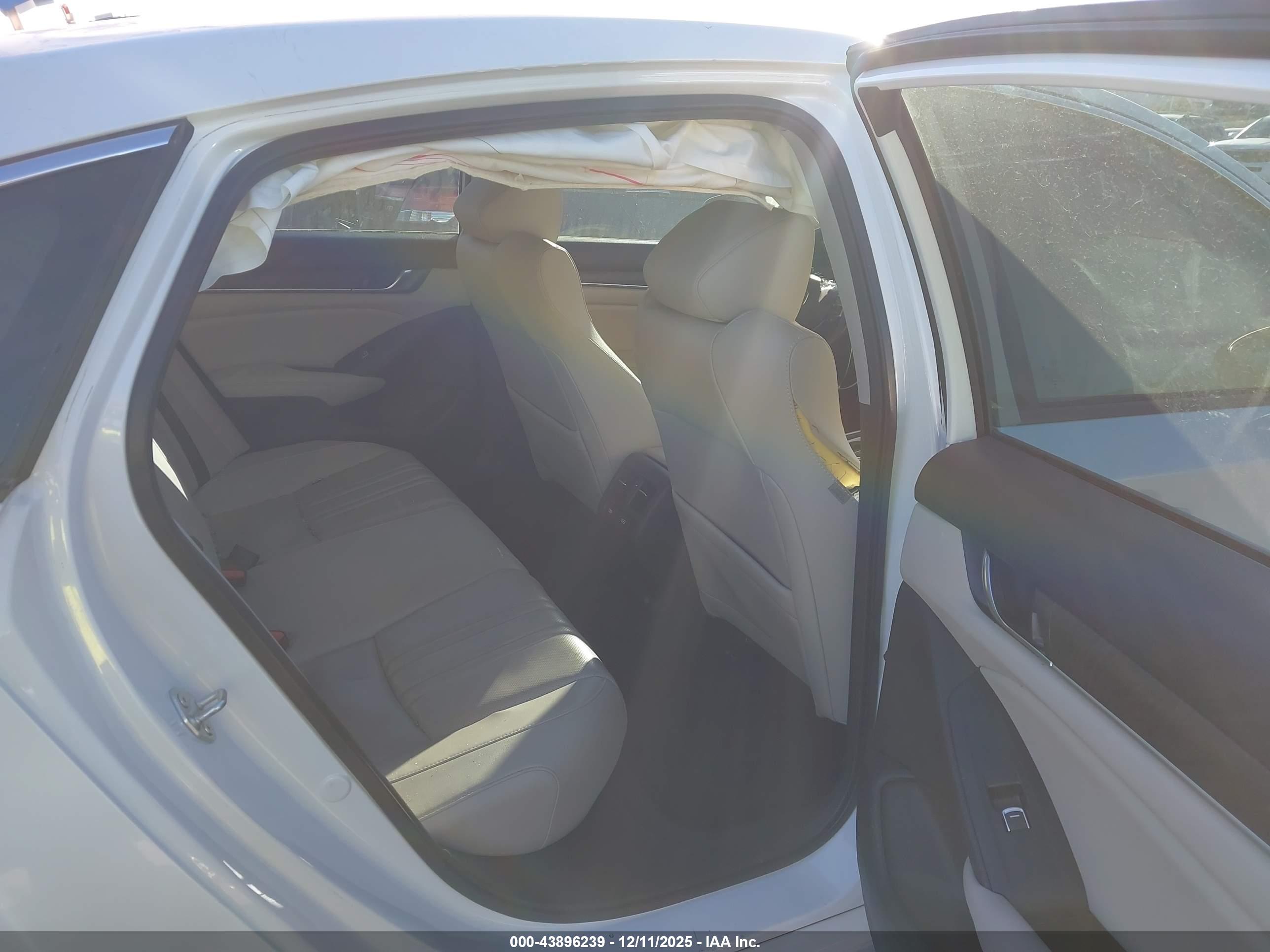 HONDA ACCORD image 8
