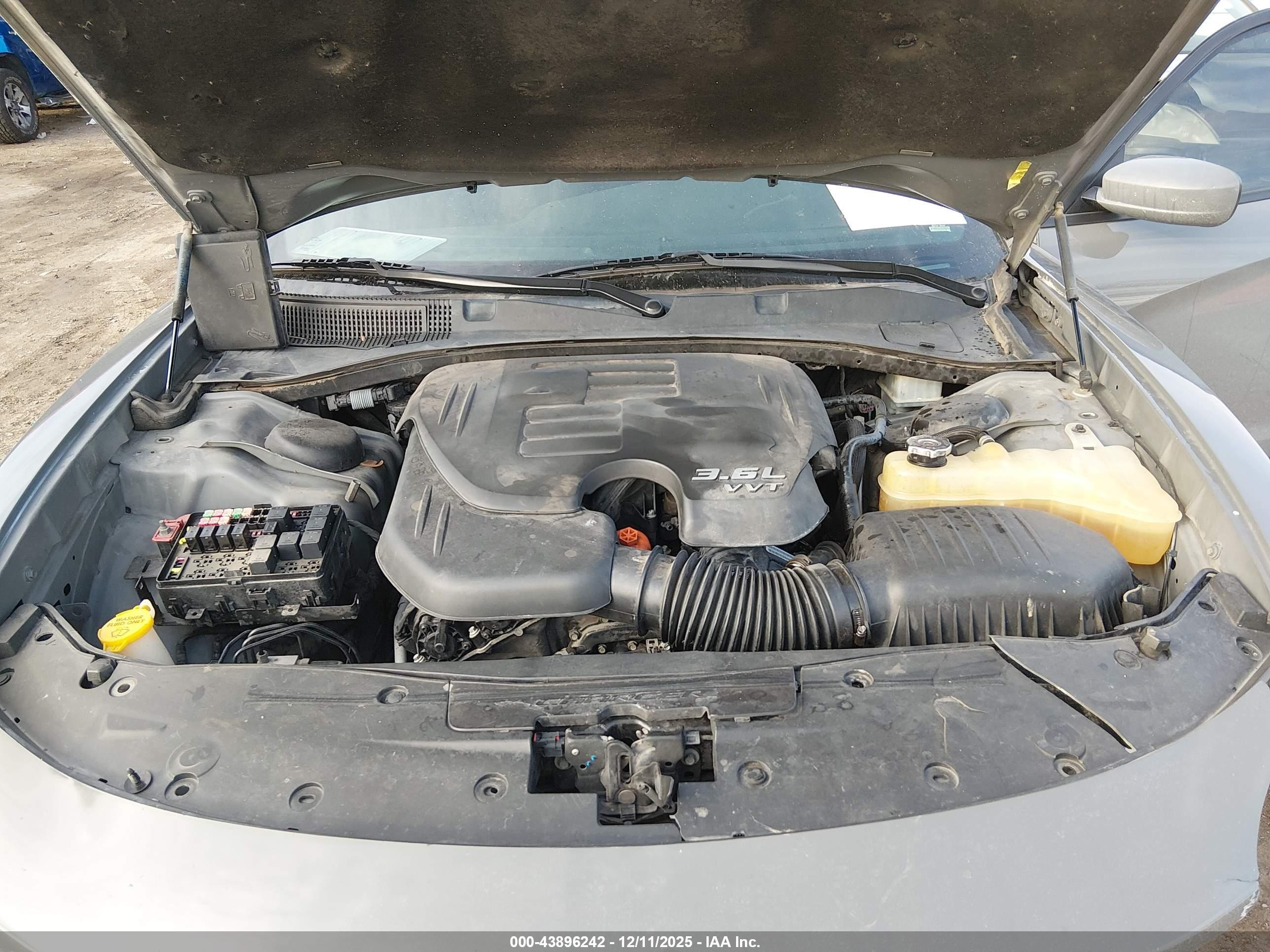 DODGE CHARGER image 10
