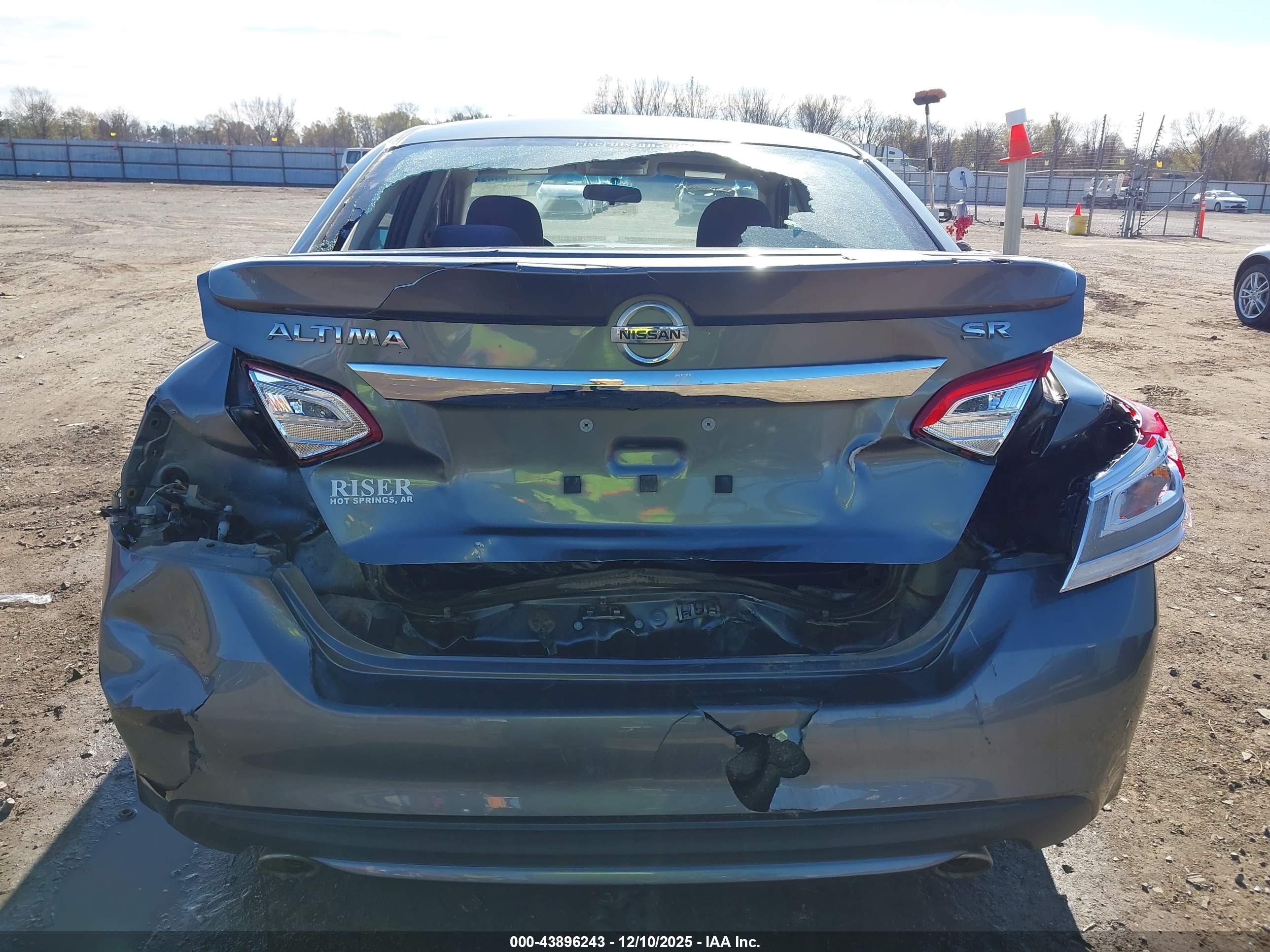 NISSAN ALTIMA image 6