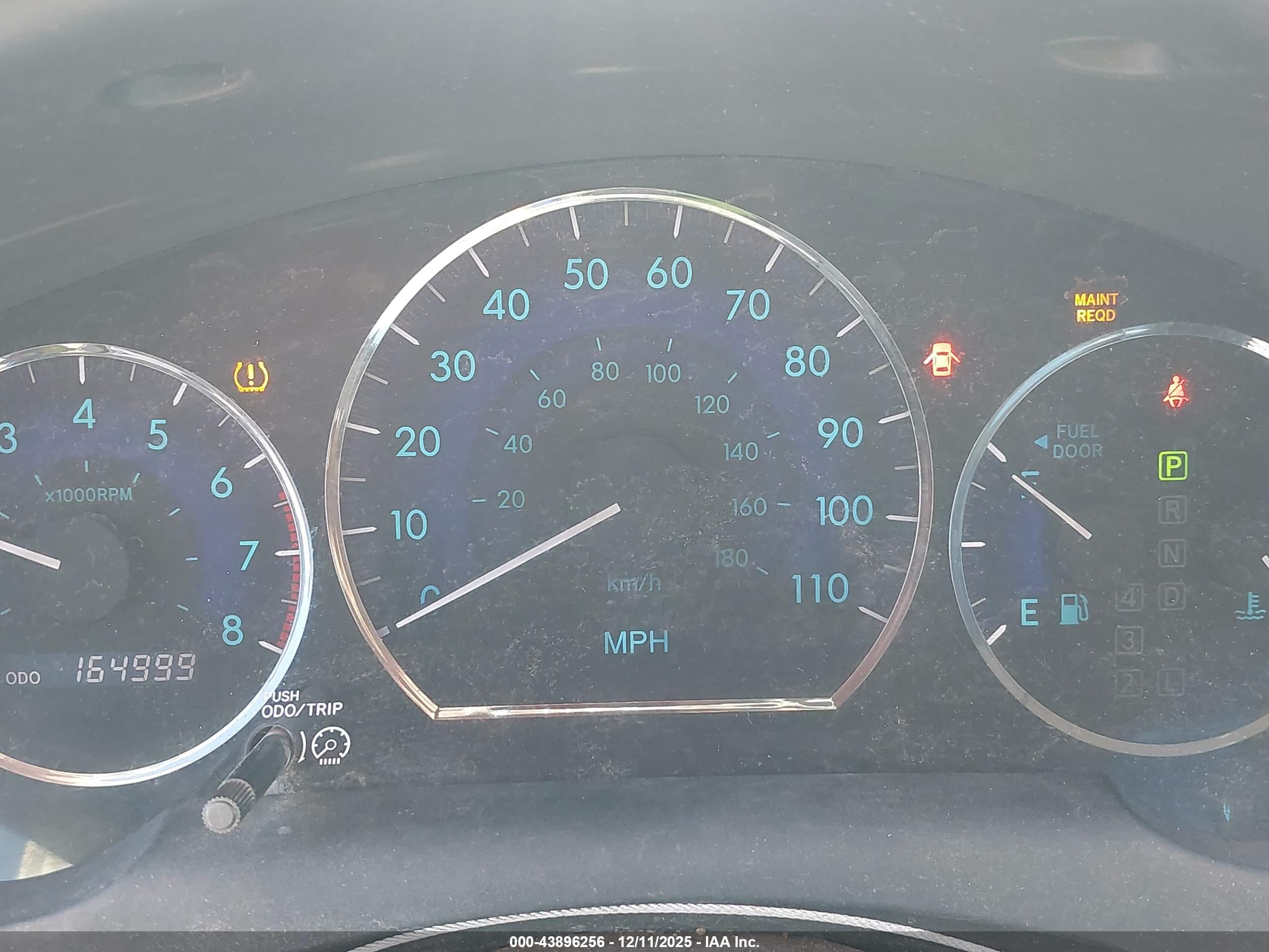 TOYOTA SIENNA image 7