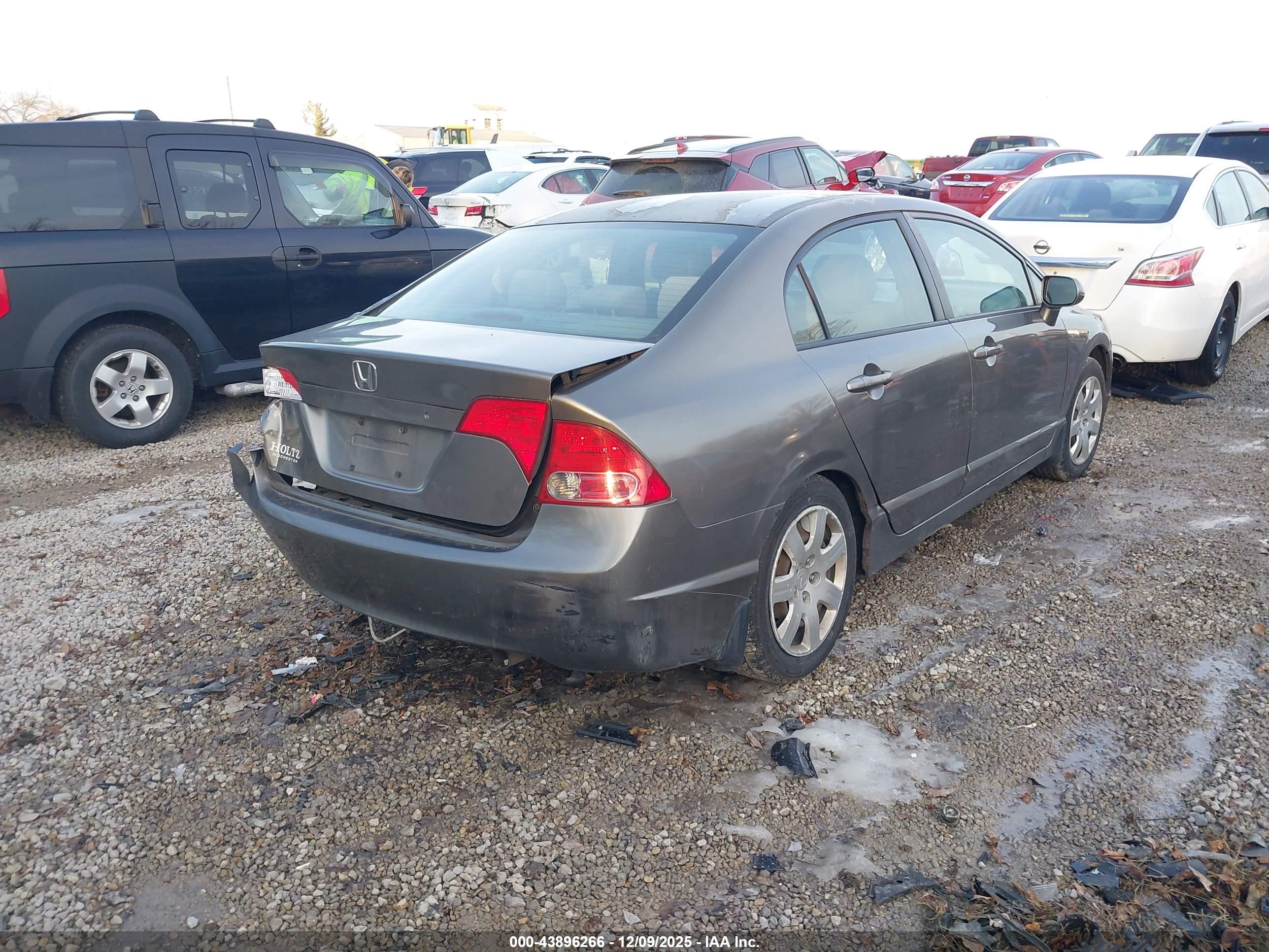 HONDA CIVIC image 4