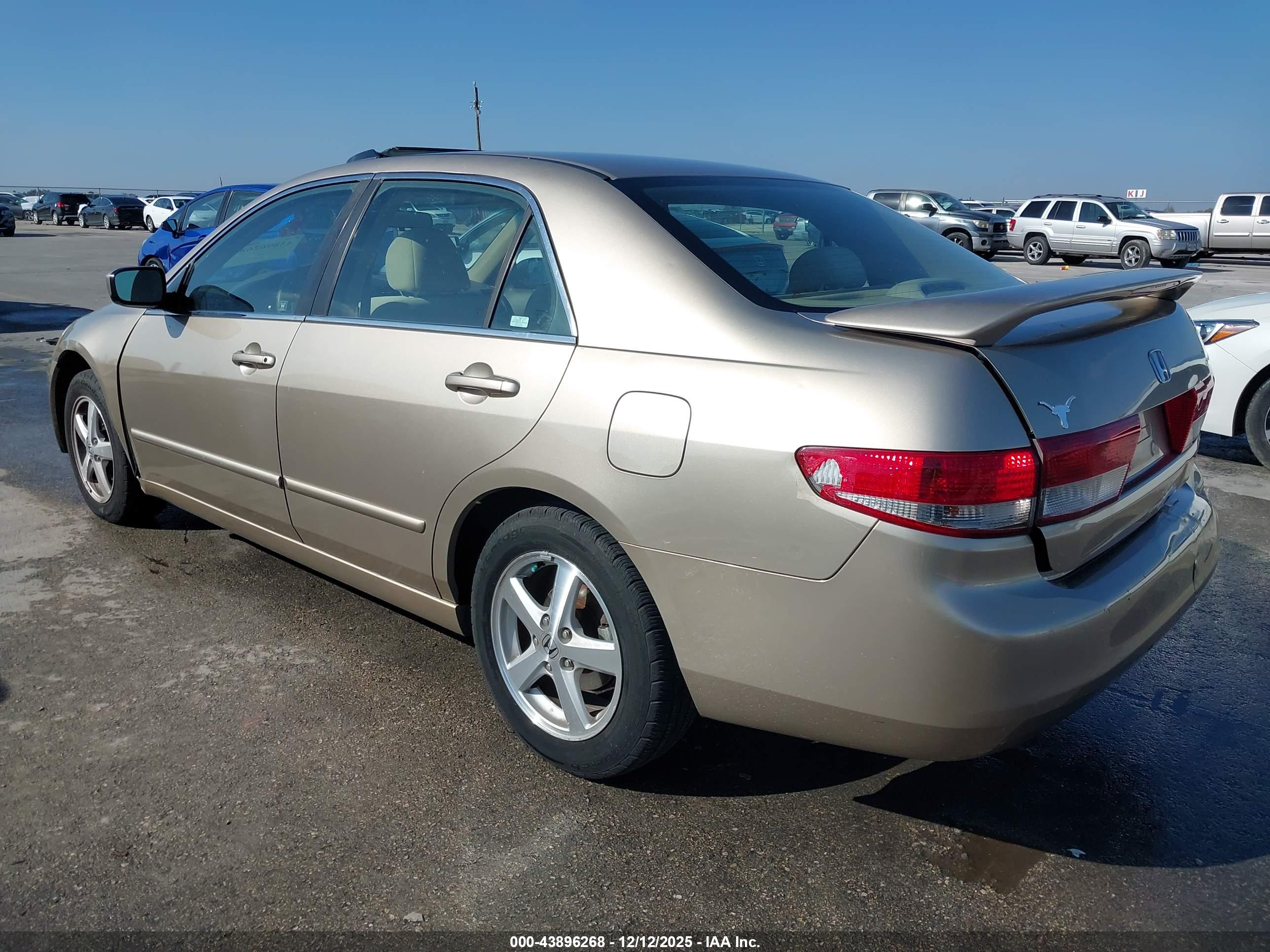 HONDA ACCORD image 3