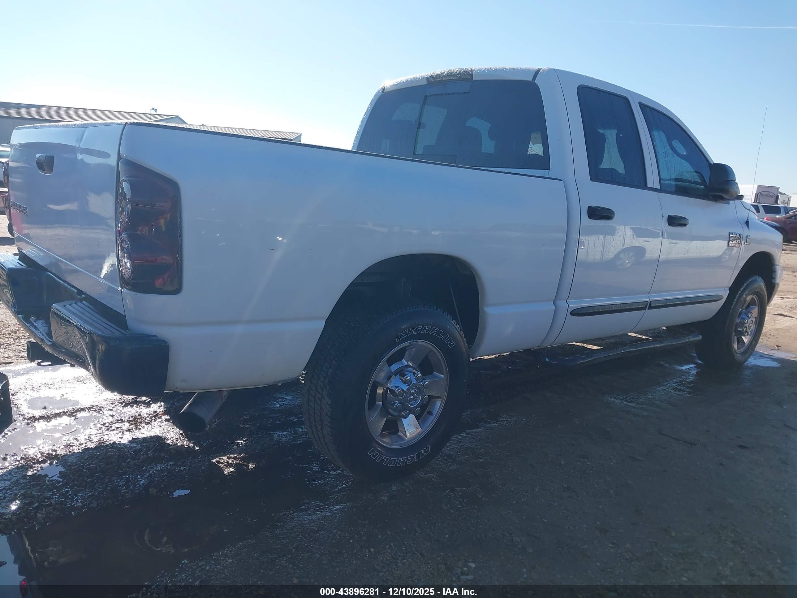 DODGE RAM image 4