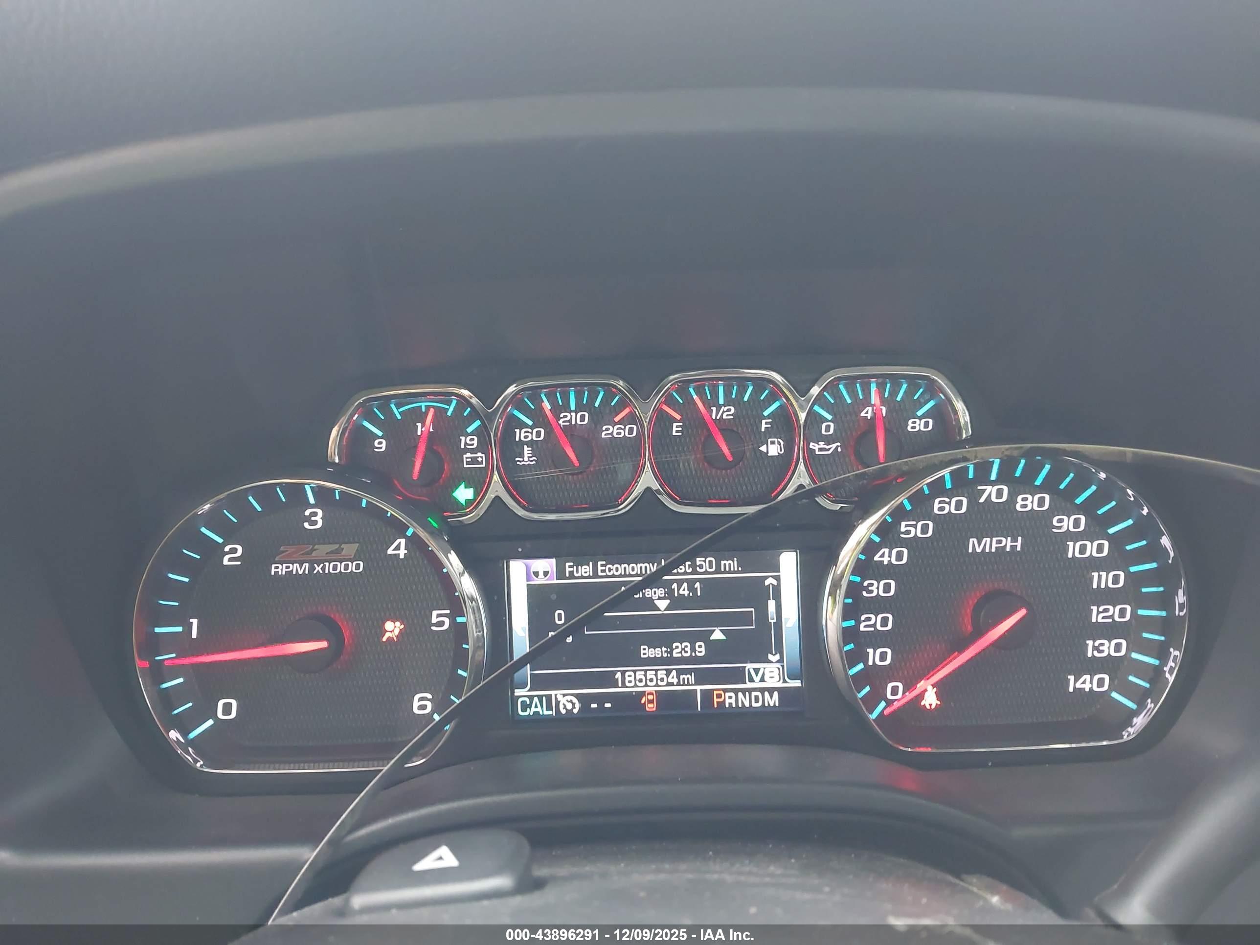 CHEVROLET SILVERADO image 7